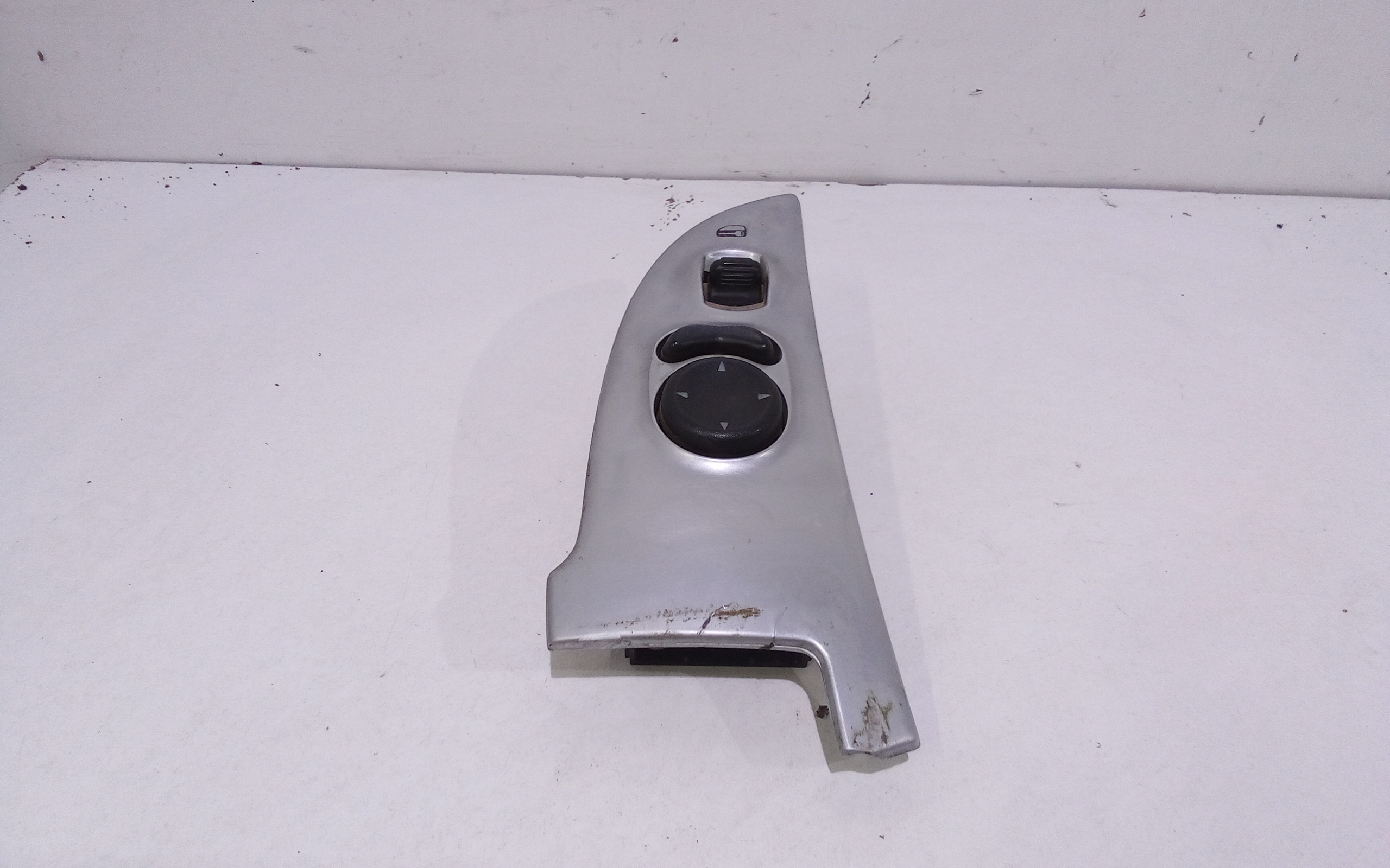 Pulsantiera anteriore sinistra Guida per Jeep Cherokee 4 Serie (2005 - 2008)