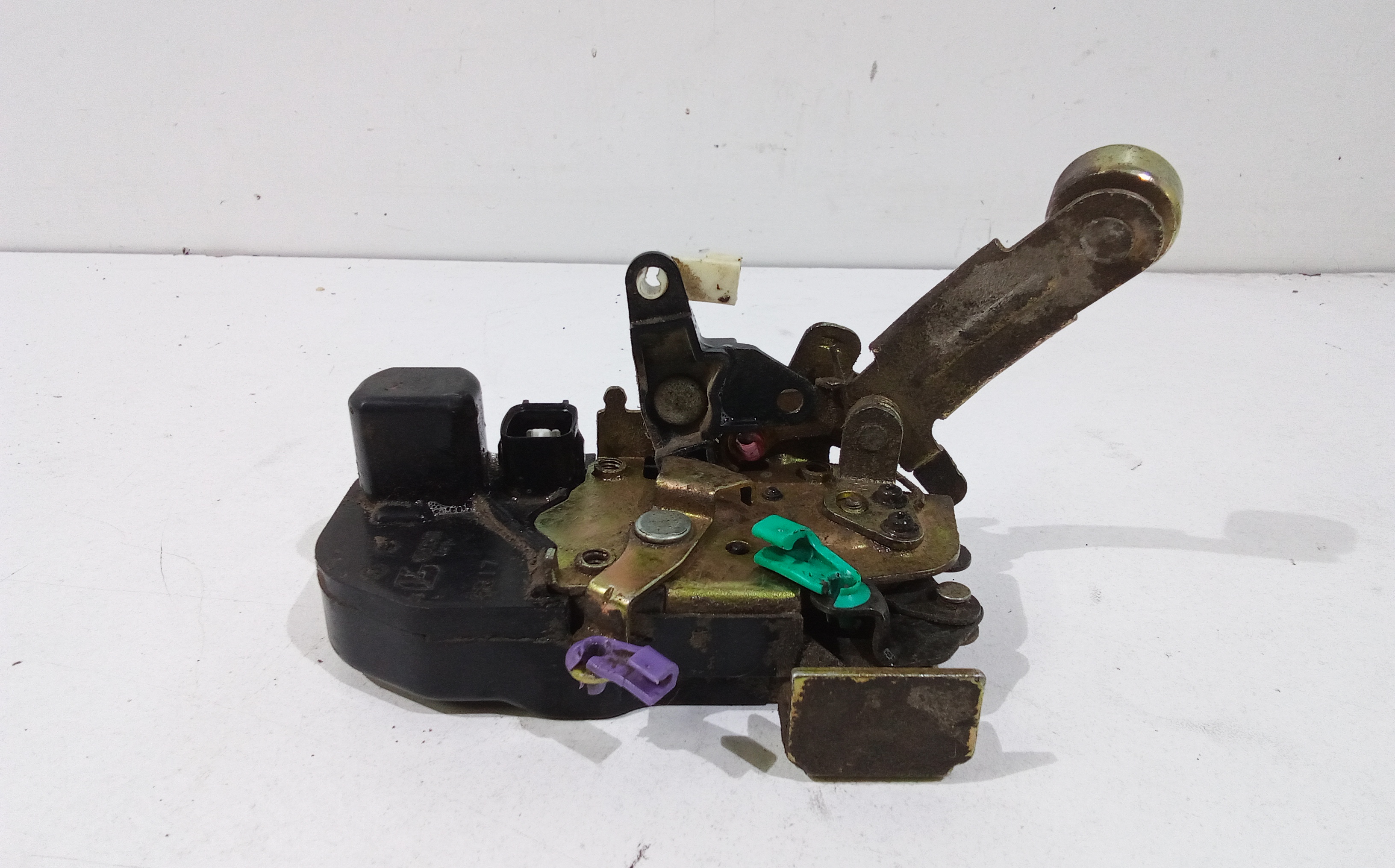 Serratura Anteriore Destra per Jeep Cherokee 4 Serie (2005 - 2008)