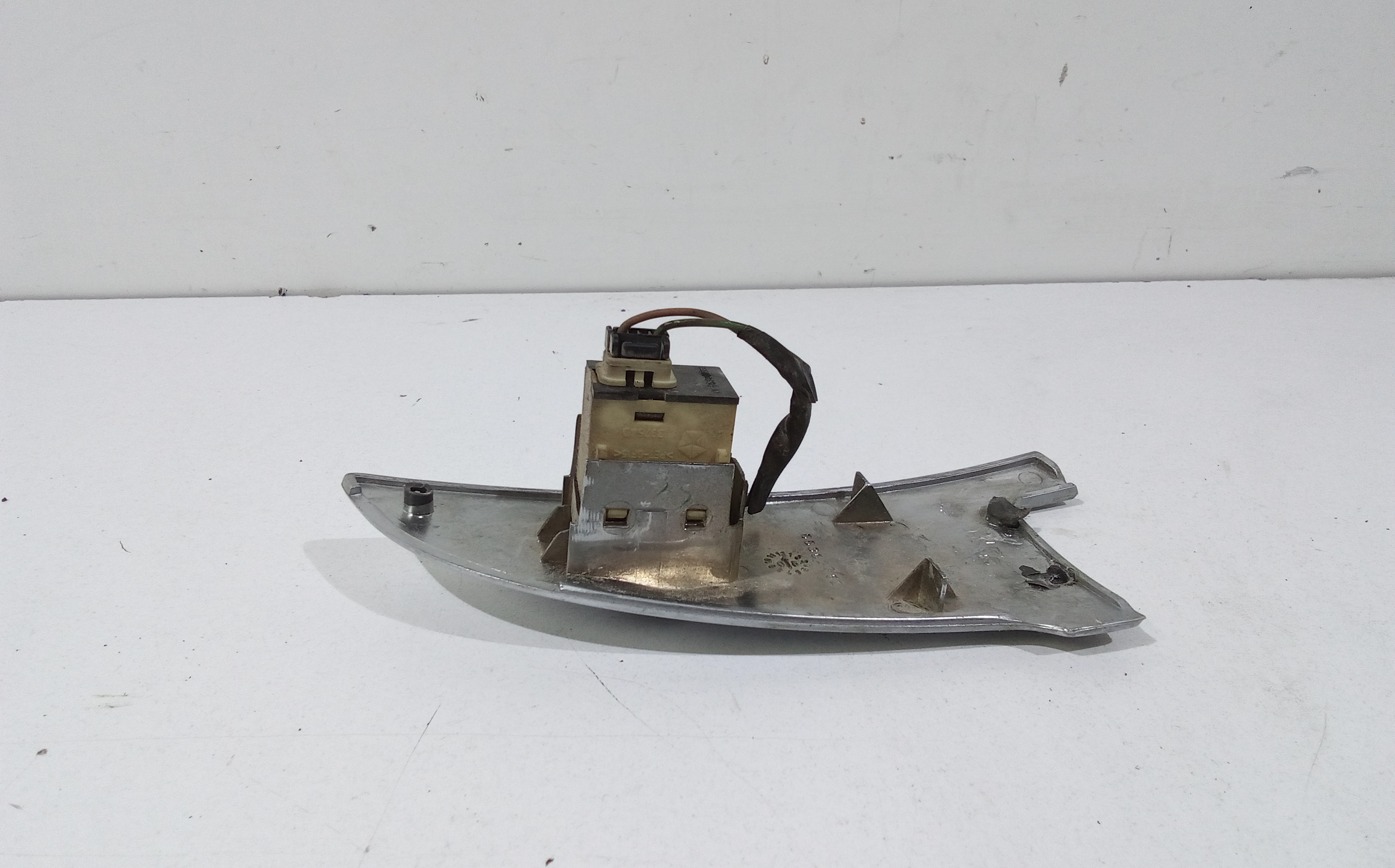 Pulsantiera Anteriore Destra Passeggero per Jeep Cherokee 4 Serie (2005 - 2008)