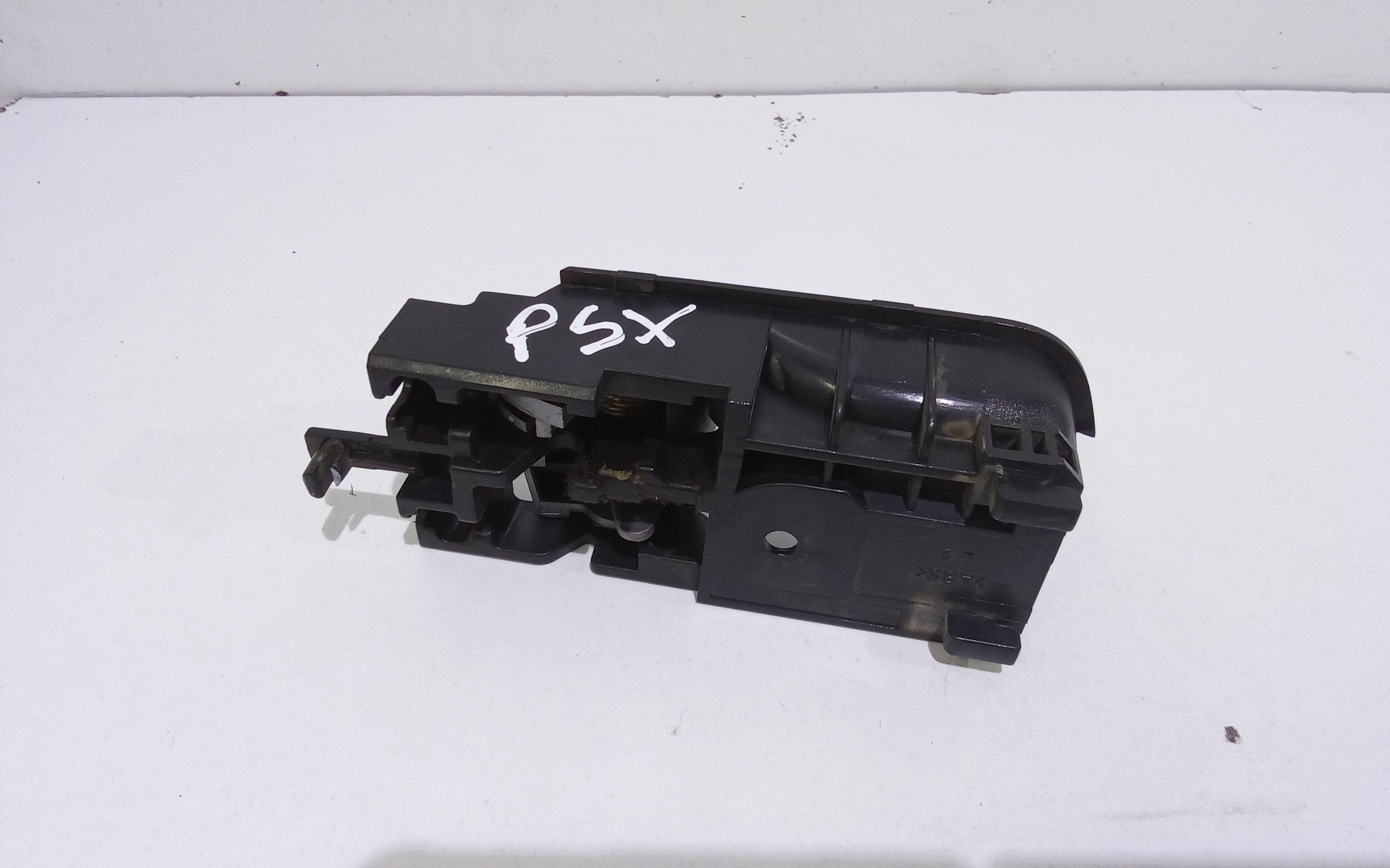 Maniglia interna posteriore sinistra Suzuki Swift 4 Serie (04>10)