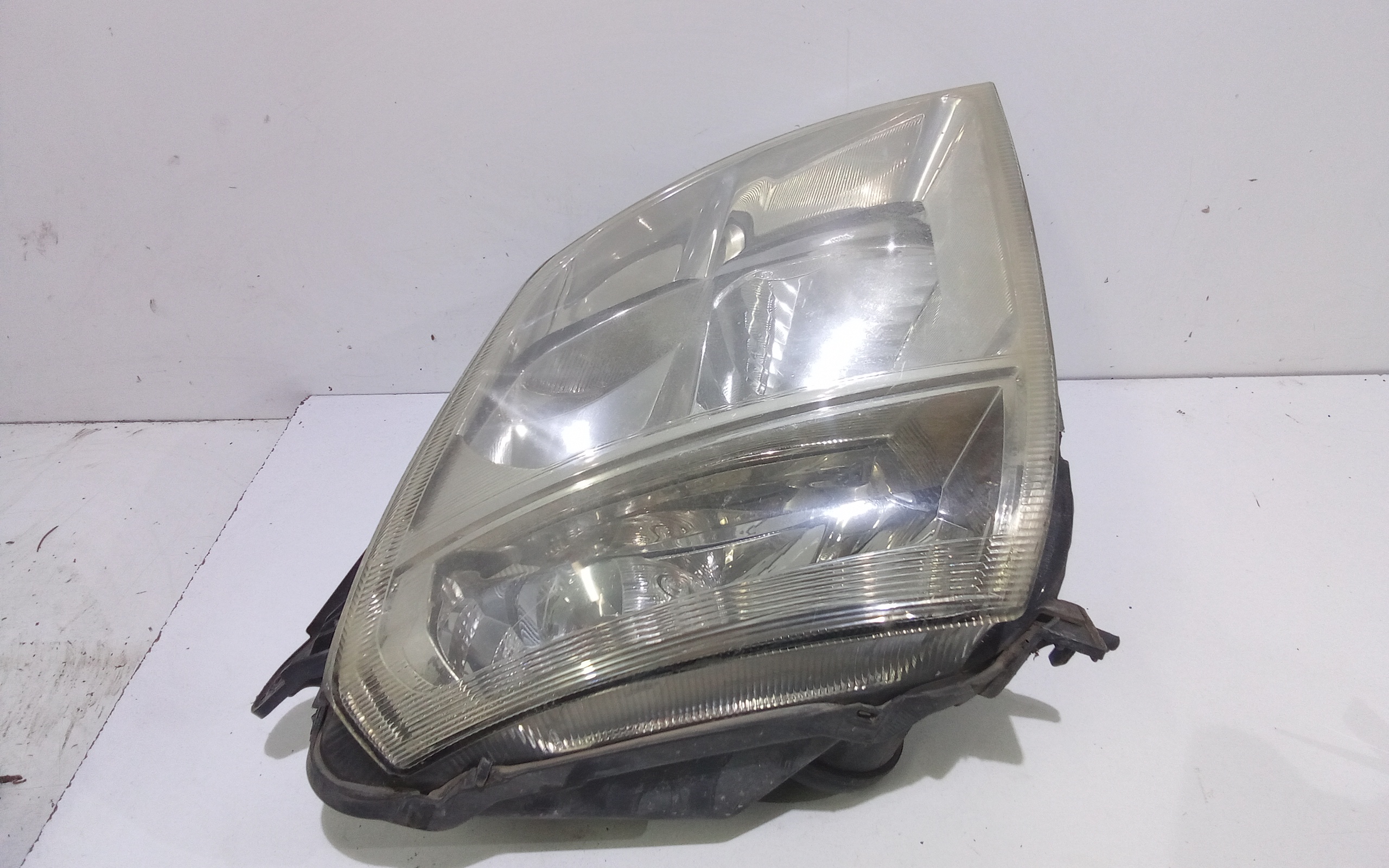 Faro anteriore Destro Passeggero per Opel Meriva 1 Serie (2003 - 2006)