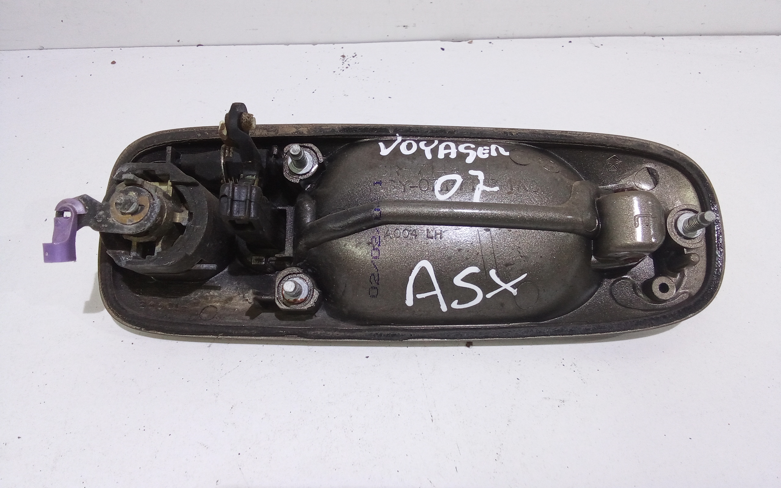 Maniglia esterna Anteriore Sinistra per Chrysler Voyager 4 Serie (2004 - 2008)