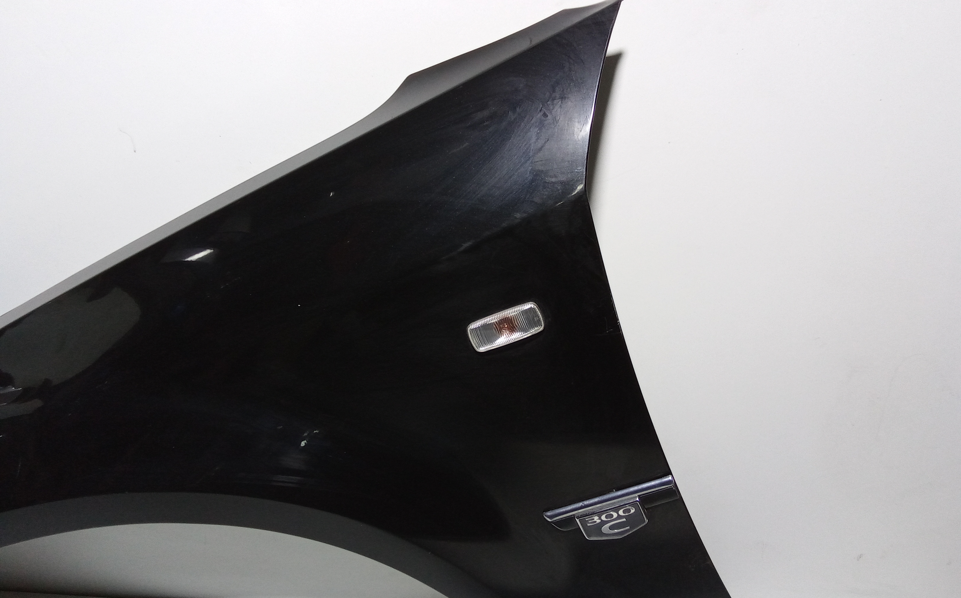 Parafango Anteriore Sinistro per Chrysler 300 C Berlina (2004 - In produzione)