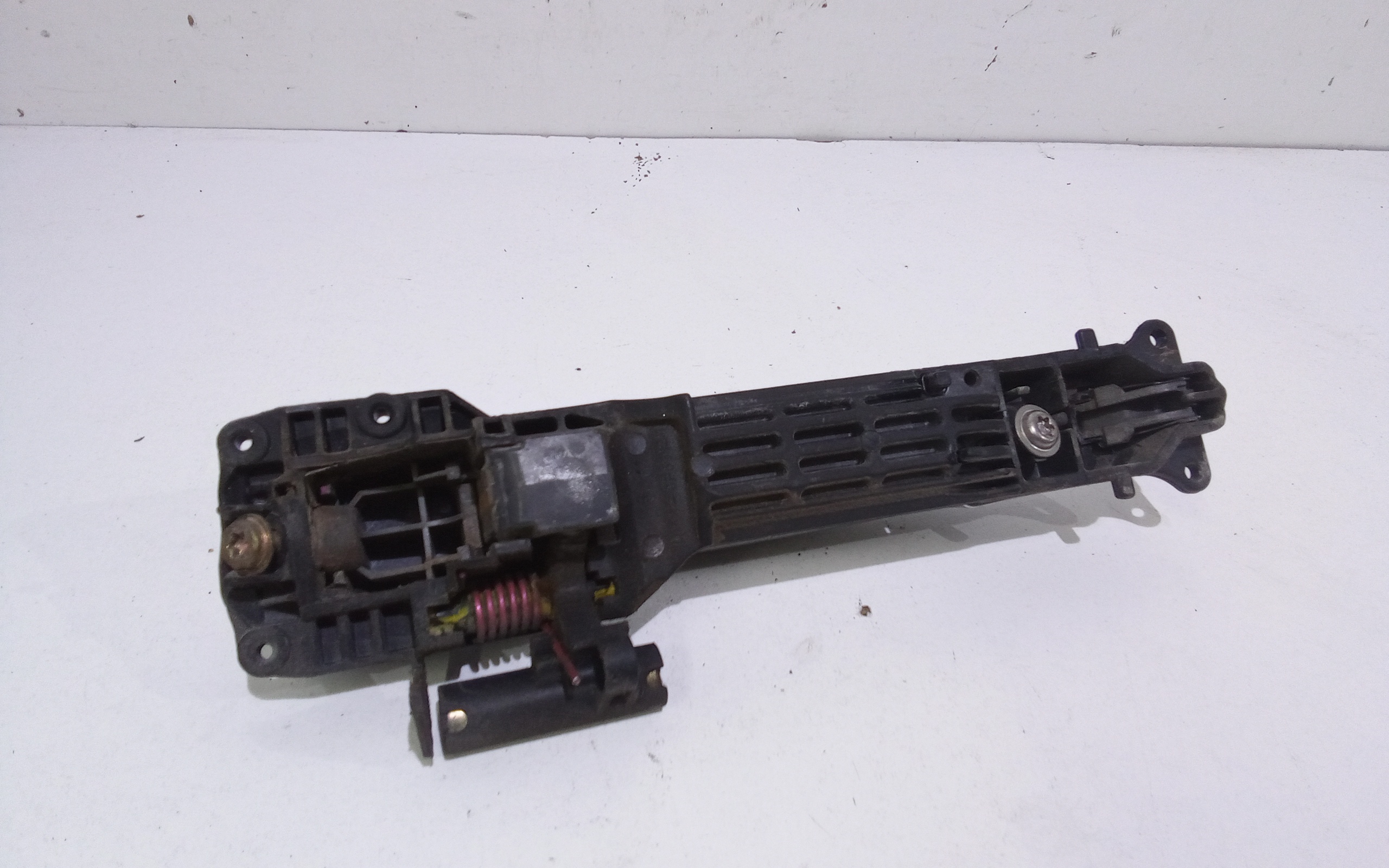 Maniglia esterna Posteriore Sinistra per Suzuki Swift 4 Serie (04>10) (2004 - 2010)