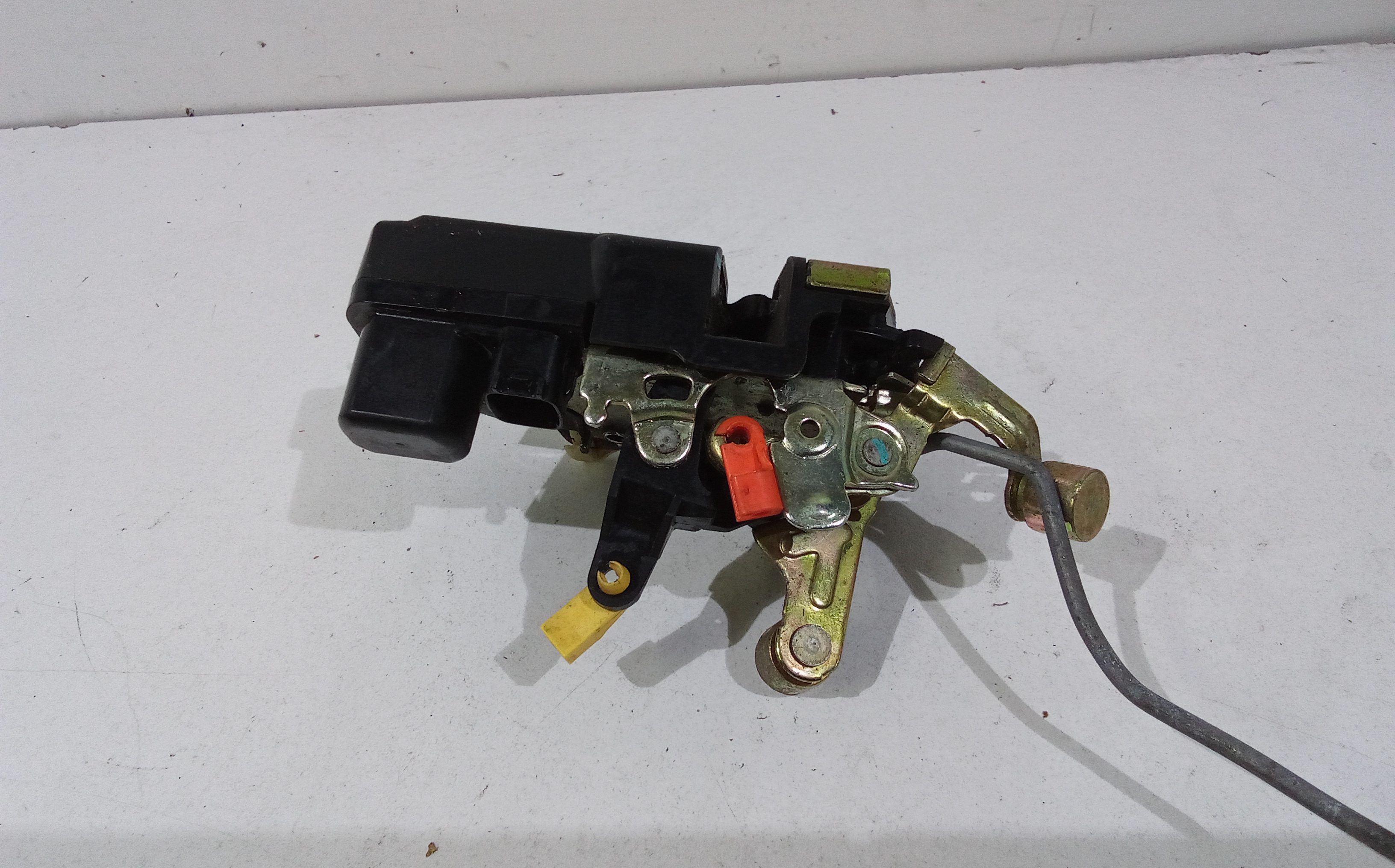 Serratura Anteriore Destra per Chrysler Voyager 4 Serie (2004 - 2008)