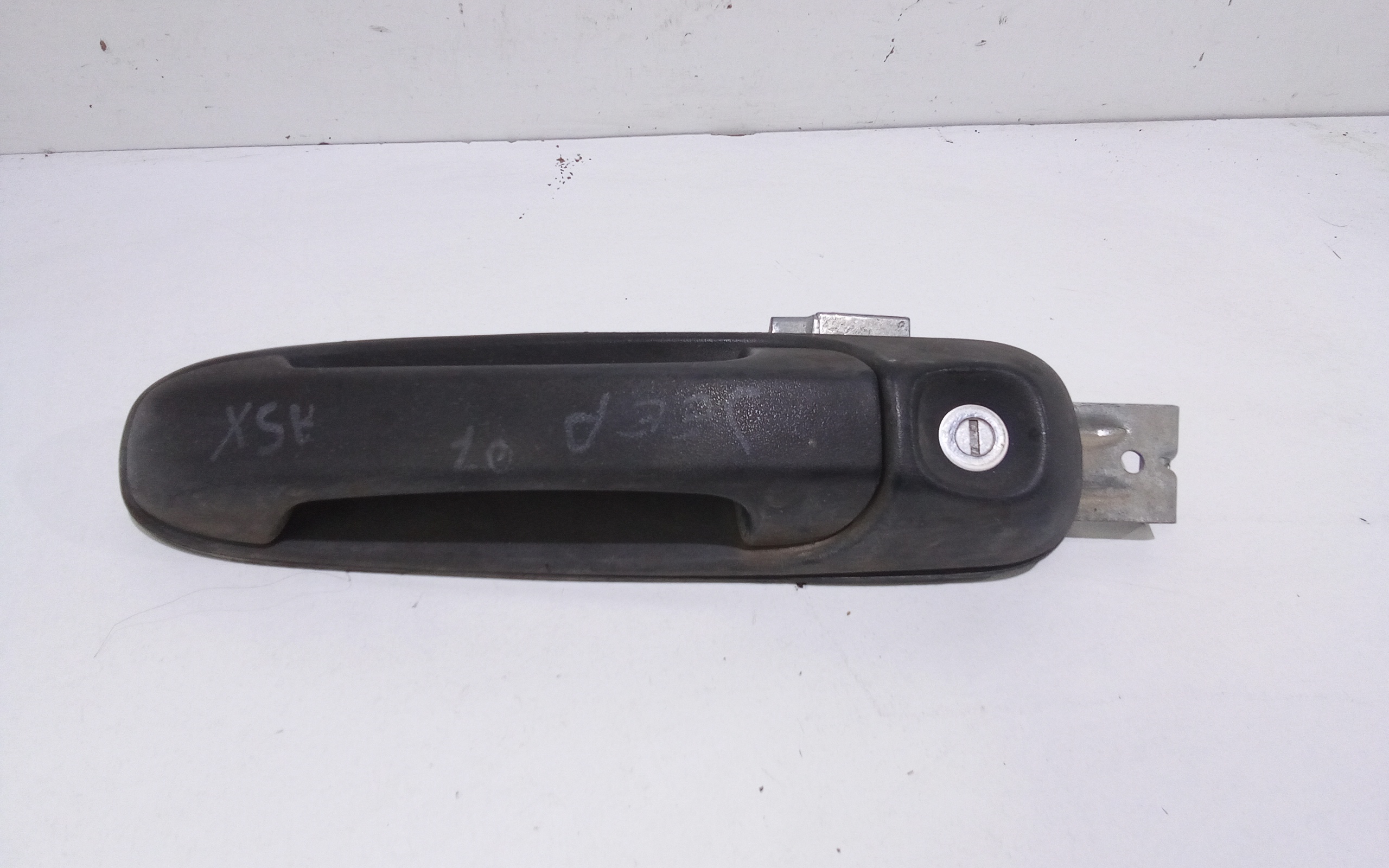 Maniglia esterna Anteriore Sinistra per Jeep Cherokee 4 Serie (2005 - 2008)