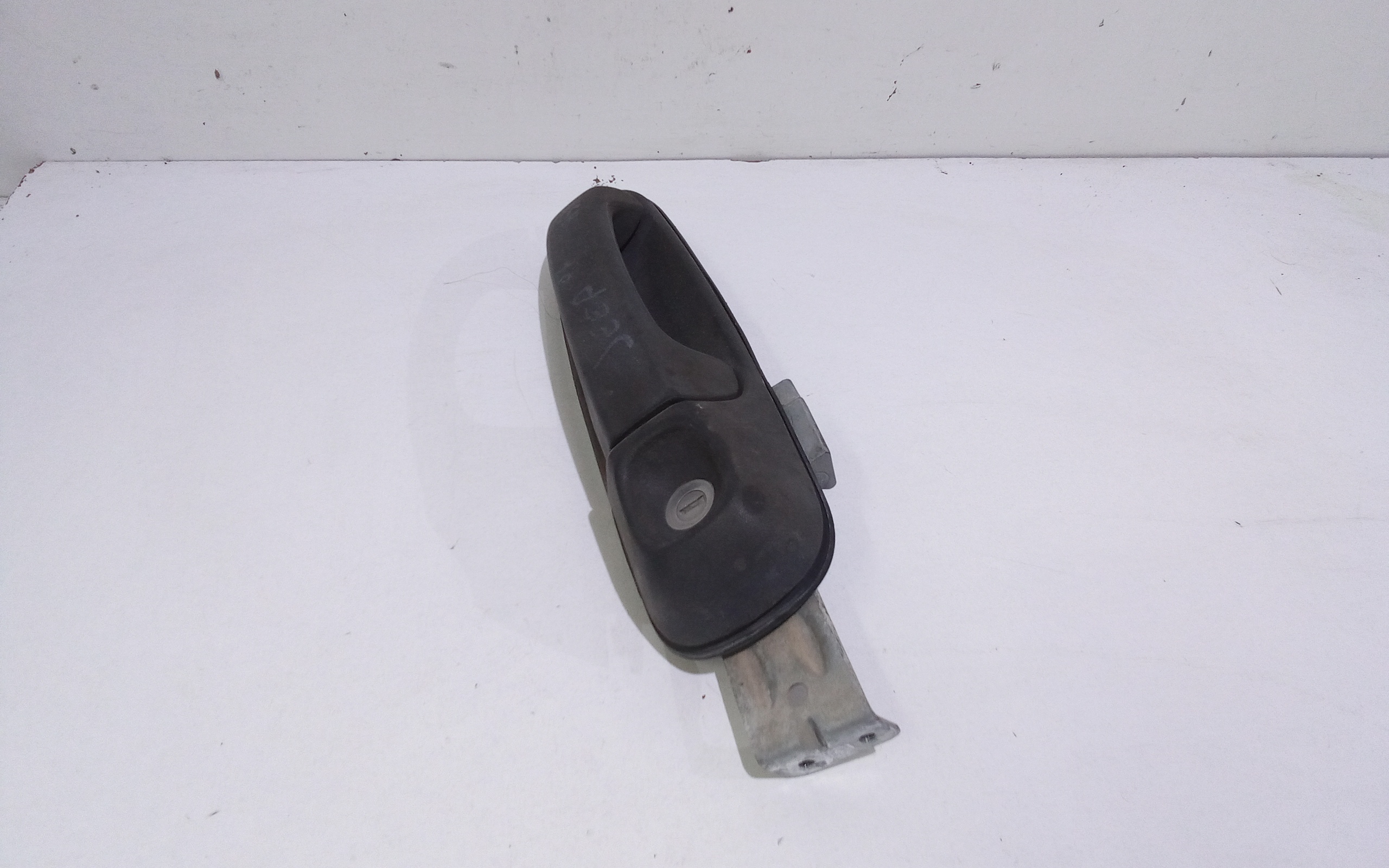 Maniglia esterna Anteriore Sinistra per Jeep Cherokee 4 Serie (2005 - 2008)