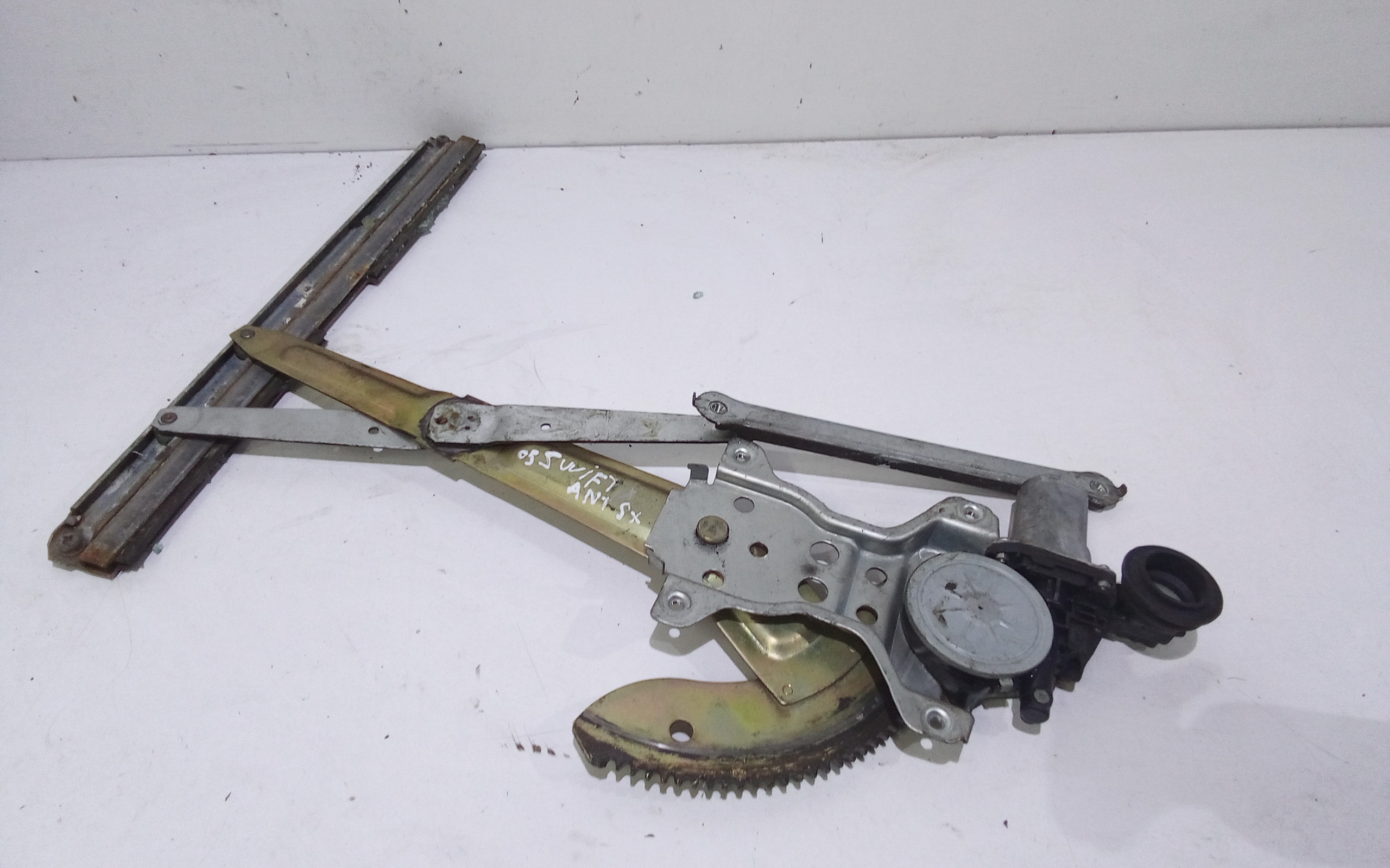 Cremagliera anteriore sinistra Guida per Suzuki Swift 4 Serie (04>10) (2004 - 2010)