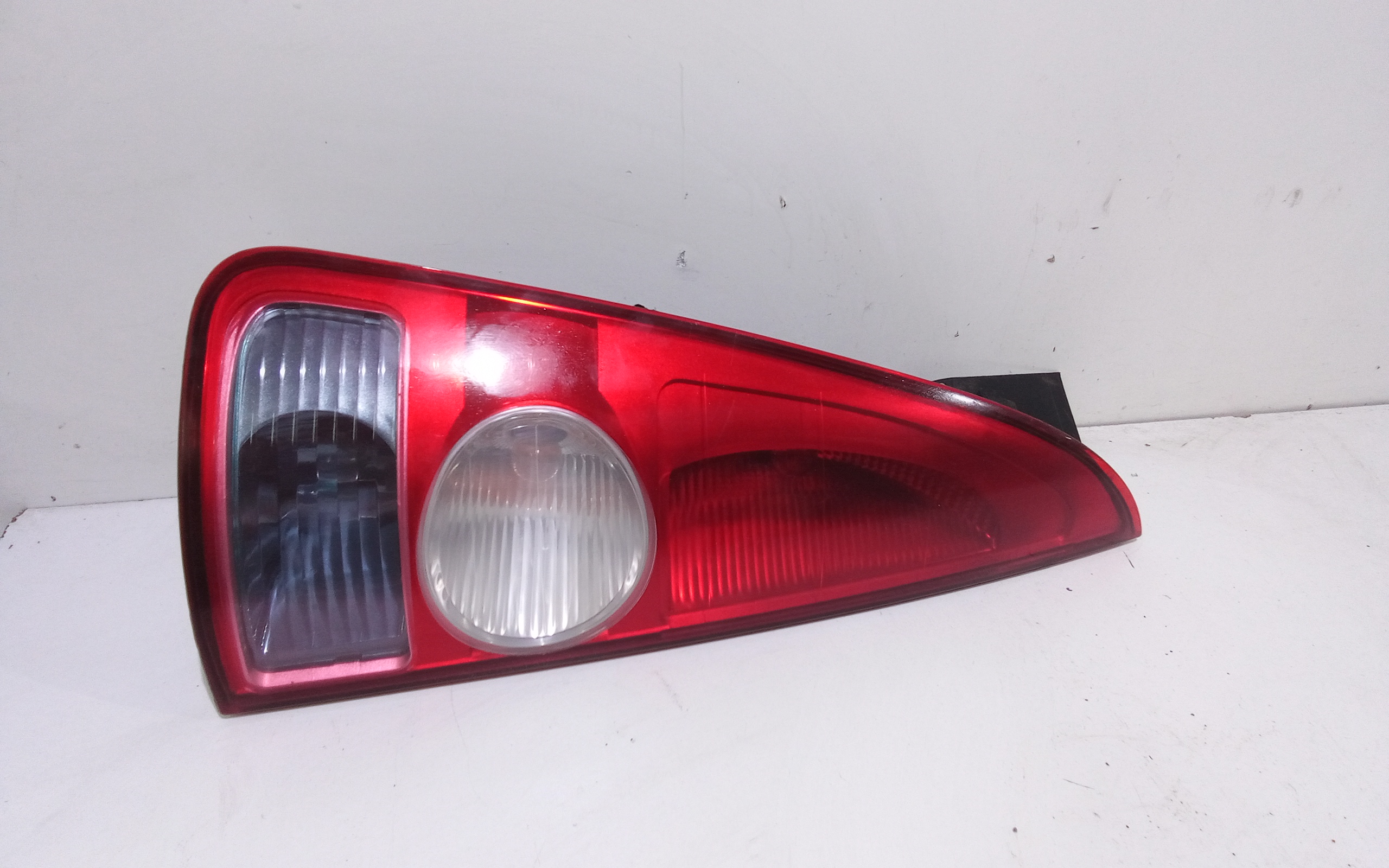 Stop fanale Posteriore sinistro lato Guida per Renault Espace 4 Serie (2002 - 2014)