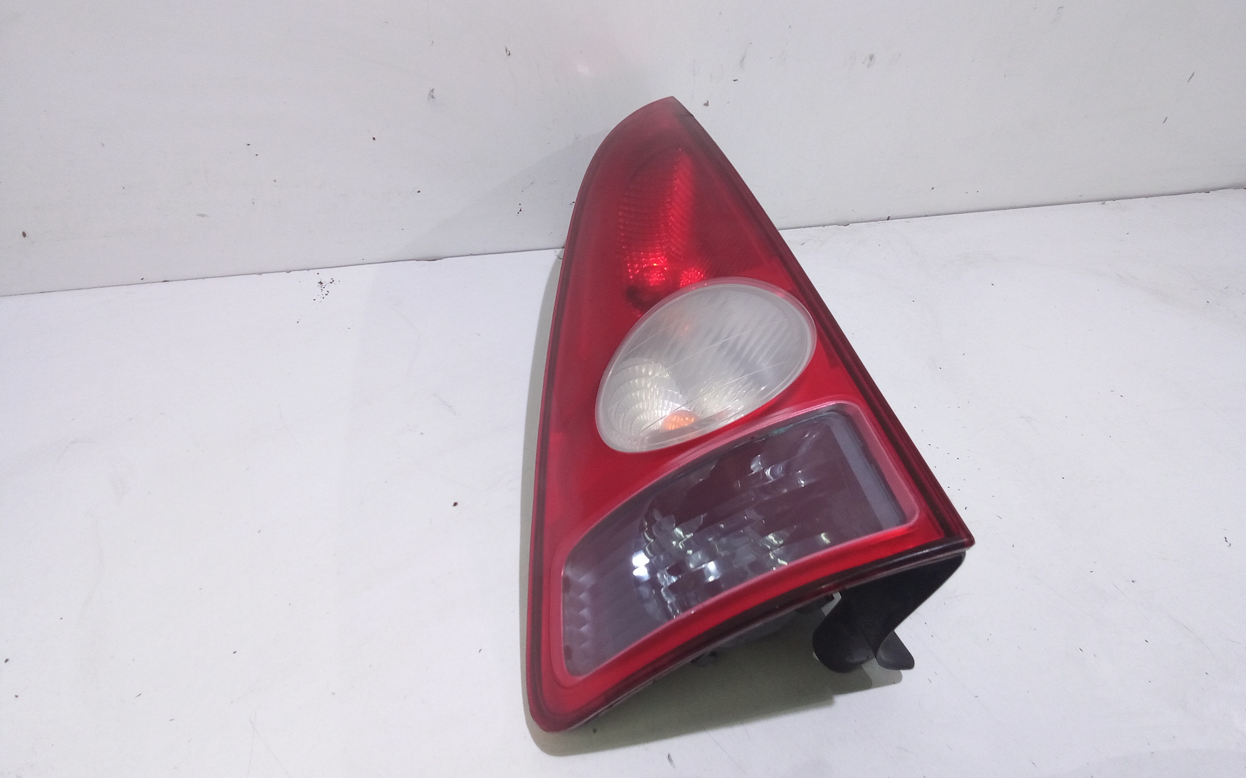 Stop fanale Posteriore sinistro lato Guida per Renault Espace 4 Serie (2002 - 2014)
