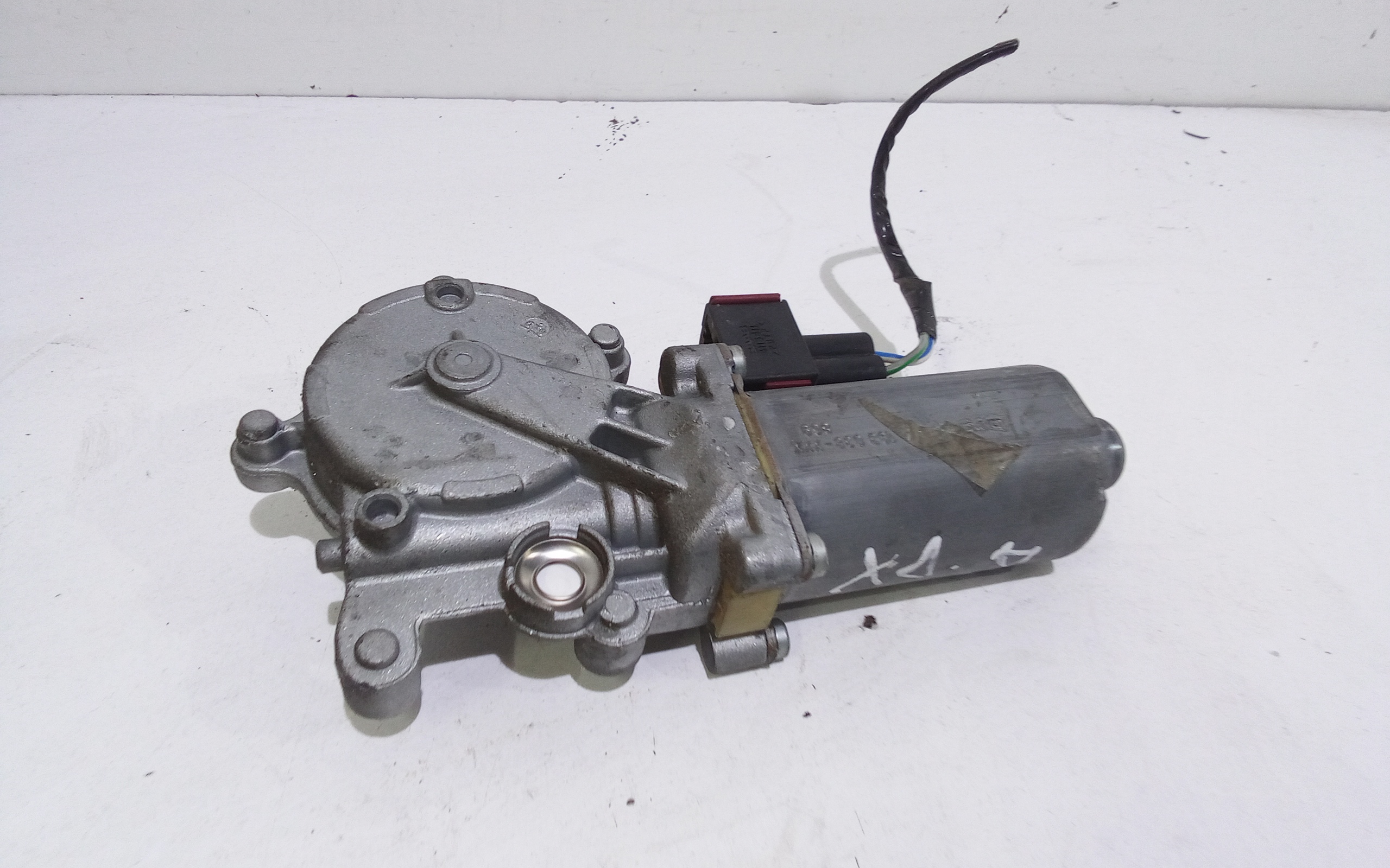 Motorino Alzavetro anteriore destra per Saab 9-3 Berlina 1 Serie (1998 - 2003)