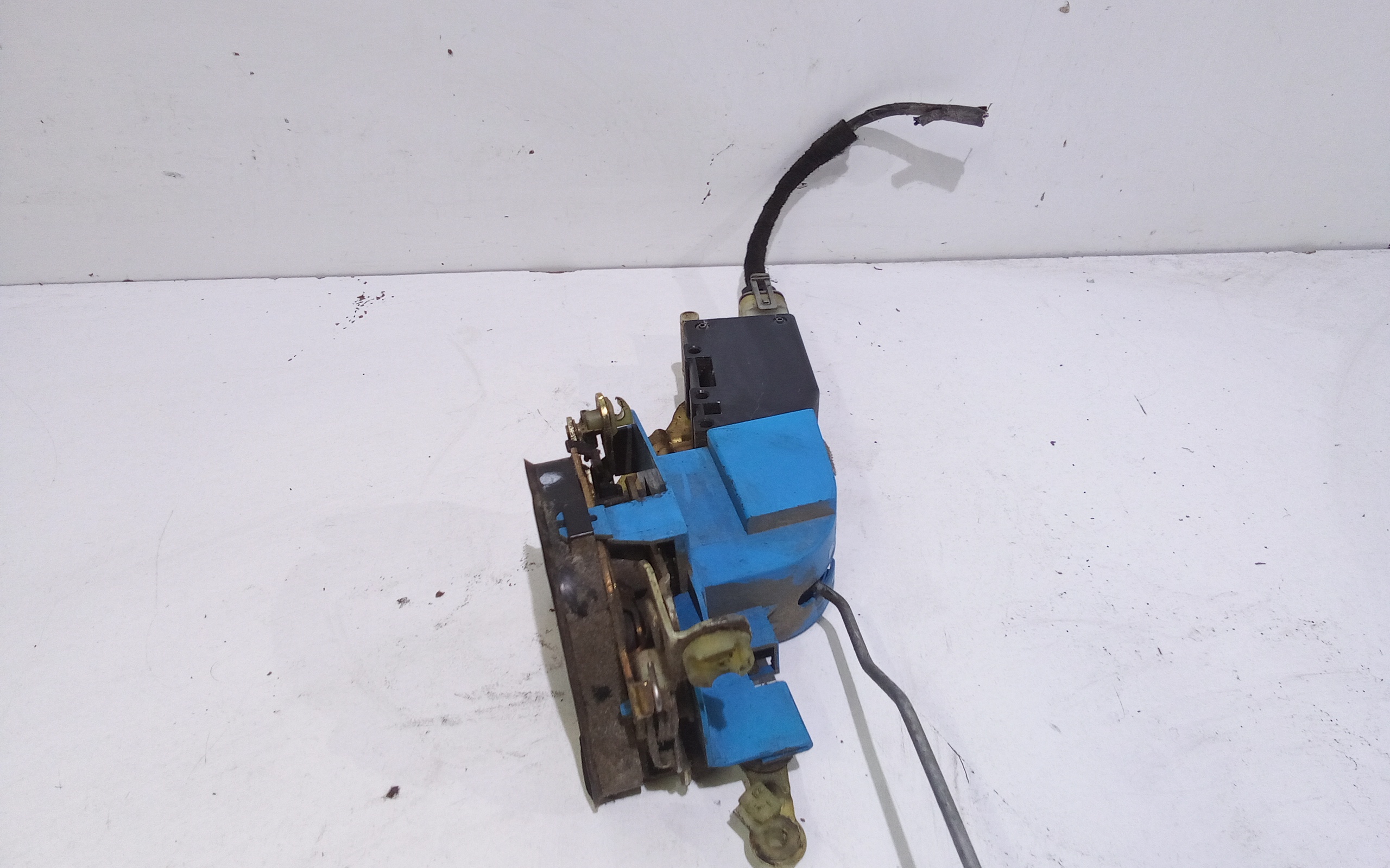 Serratura Anteriore Sinistra per Saab 9-3 Berlina 1 Serie (1998 - 2003)