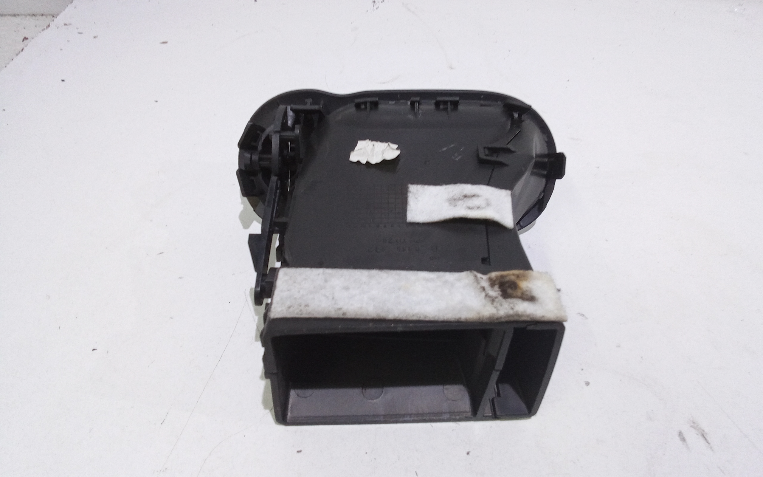 Bocchetta aria cruscotto lato passeggero per Renault Modus 1 Serie (2004 - 2006)