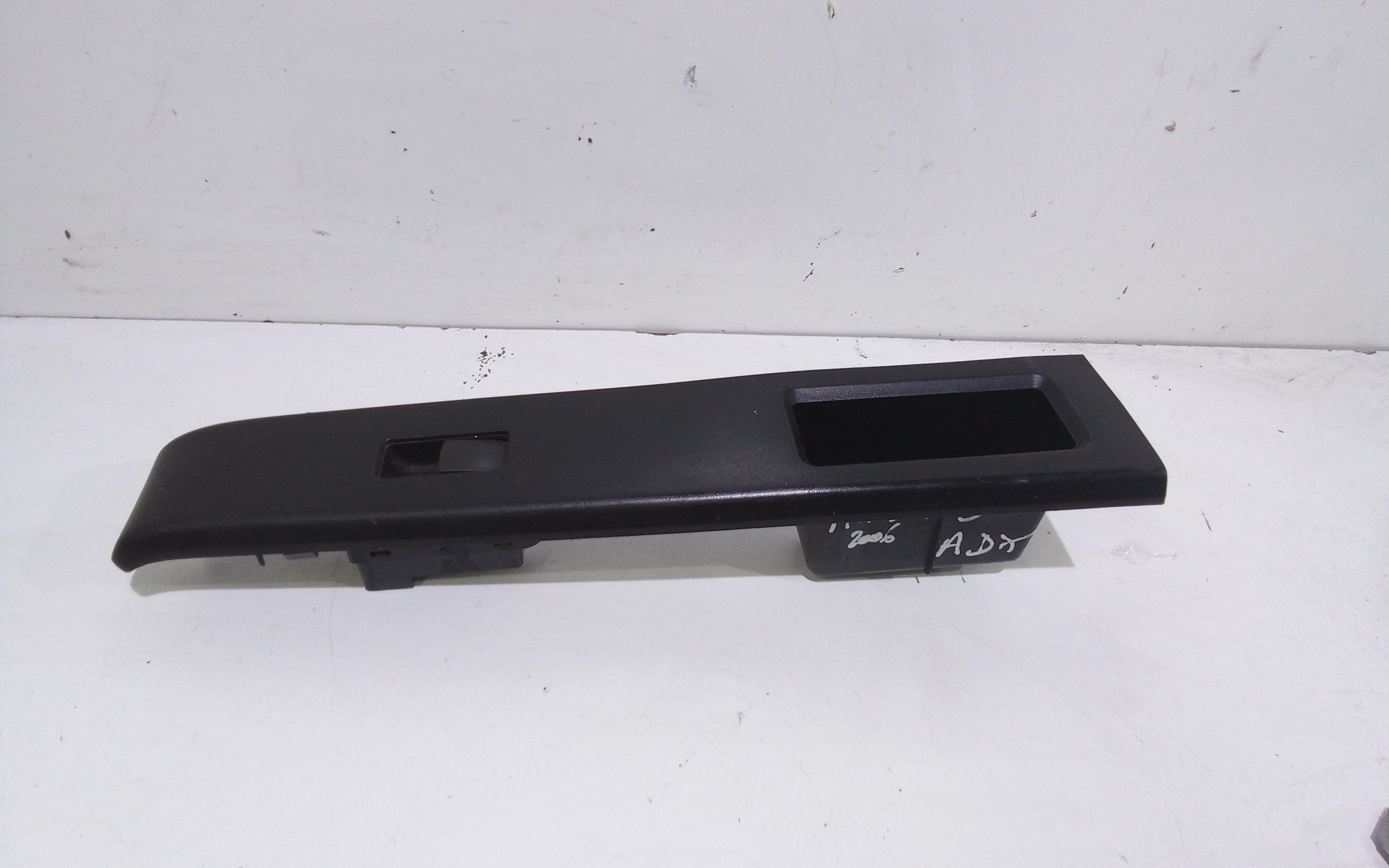 Pulsantiera Anteriore Destra Passeggero per Mazda 5 Berlina (2005 - In produzione)