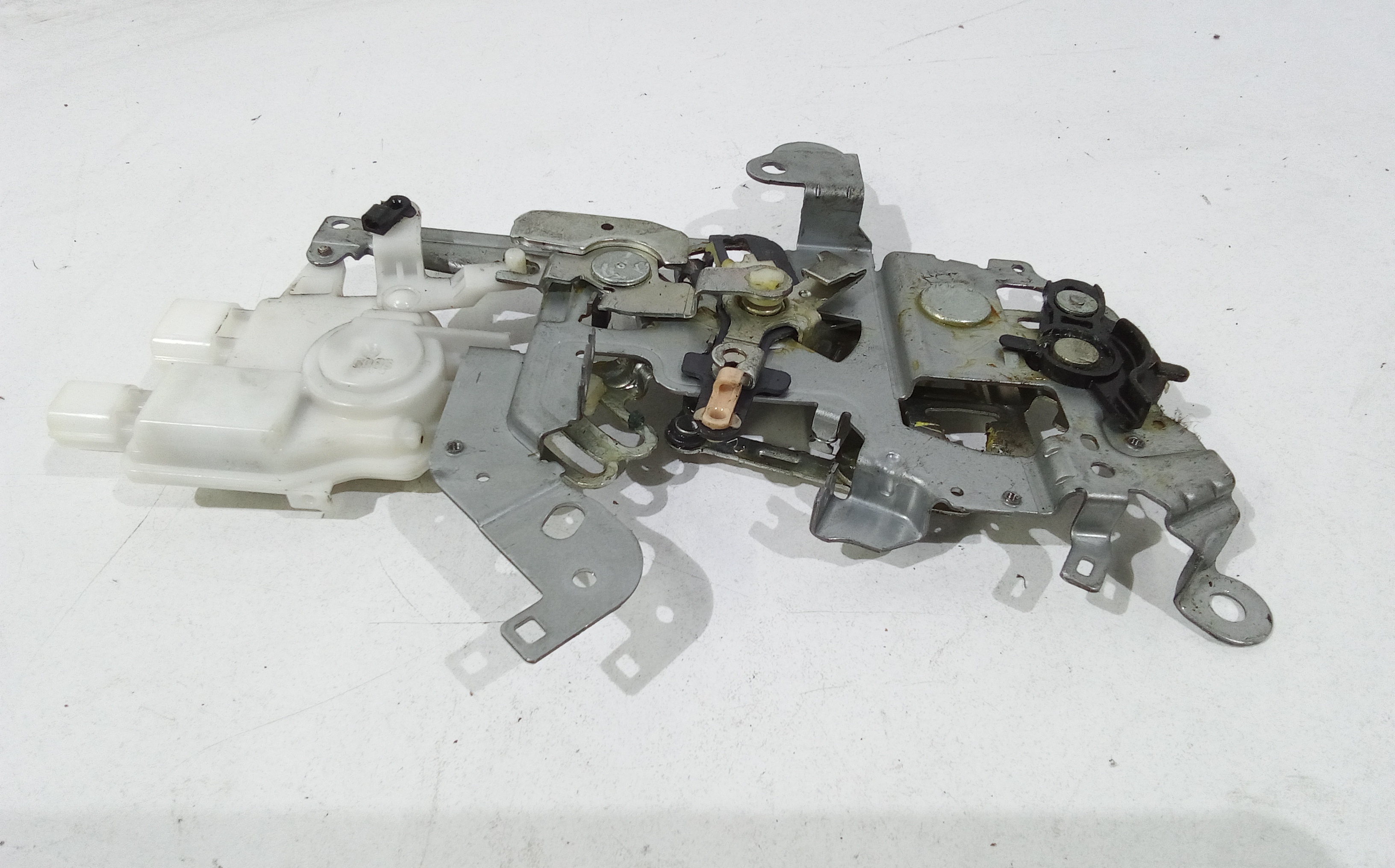 Serratura Posteriore Sinistra per Mazda 5 Berlina (2005 - In produzione)