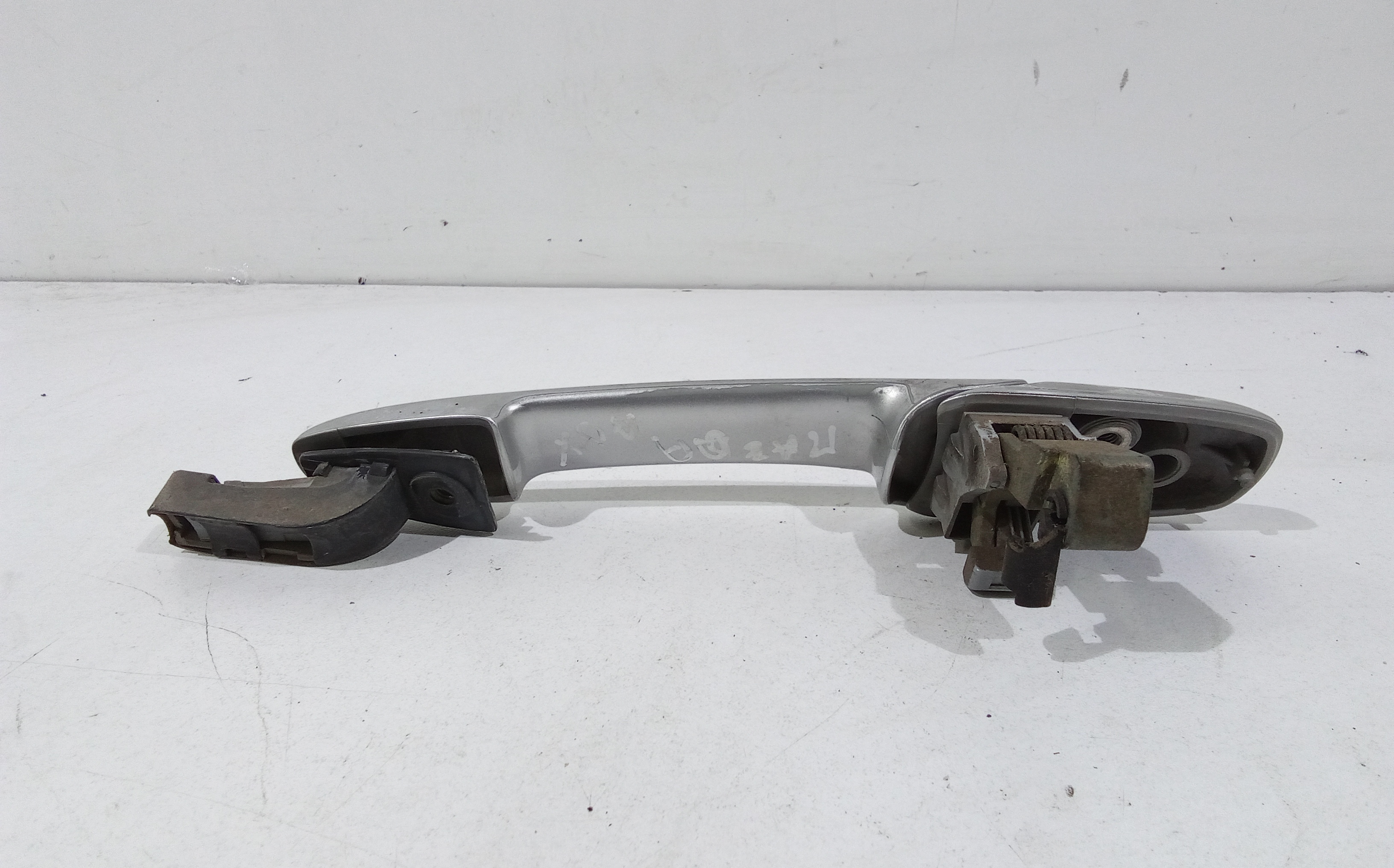 Maniglia esterna Anteriore Destra per Mazda 5 Berlina (2005 - In produzione)