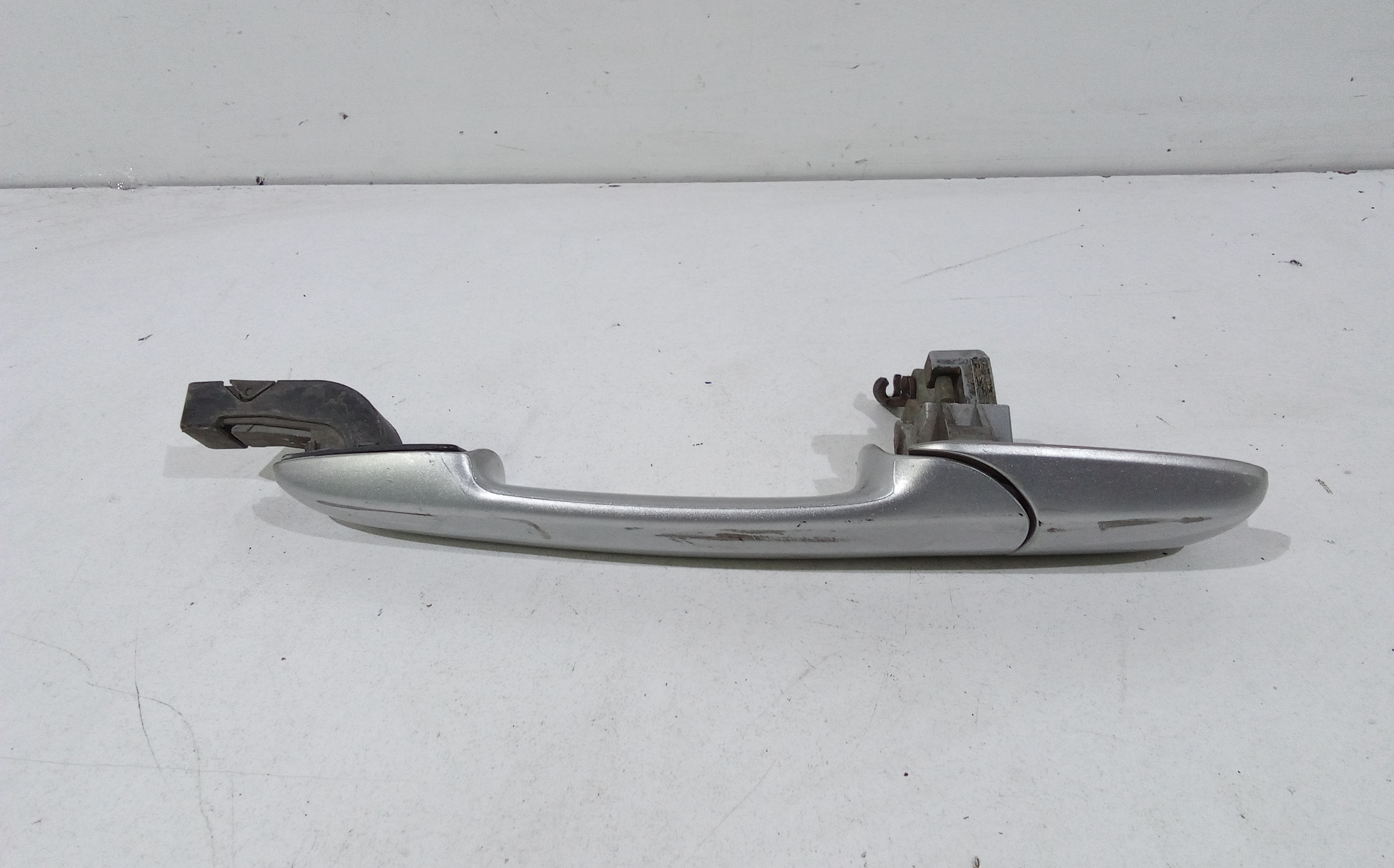 Maniglia esterna Anteriore Destra per Mazda 5 Berlina (2005 - In produzione)