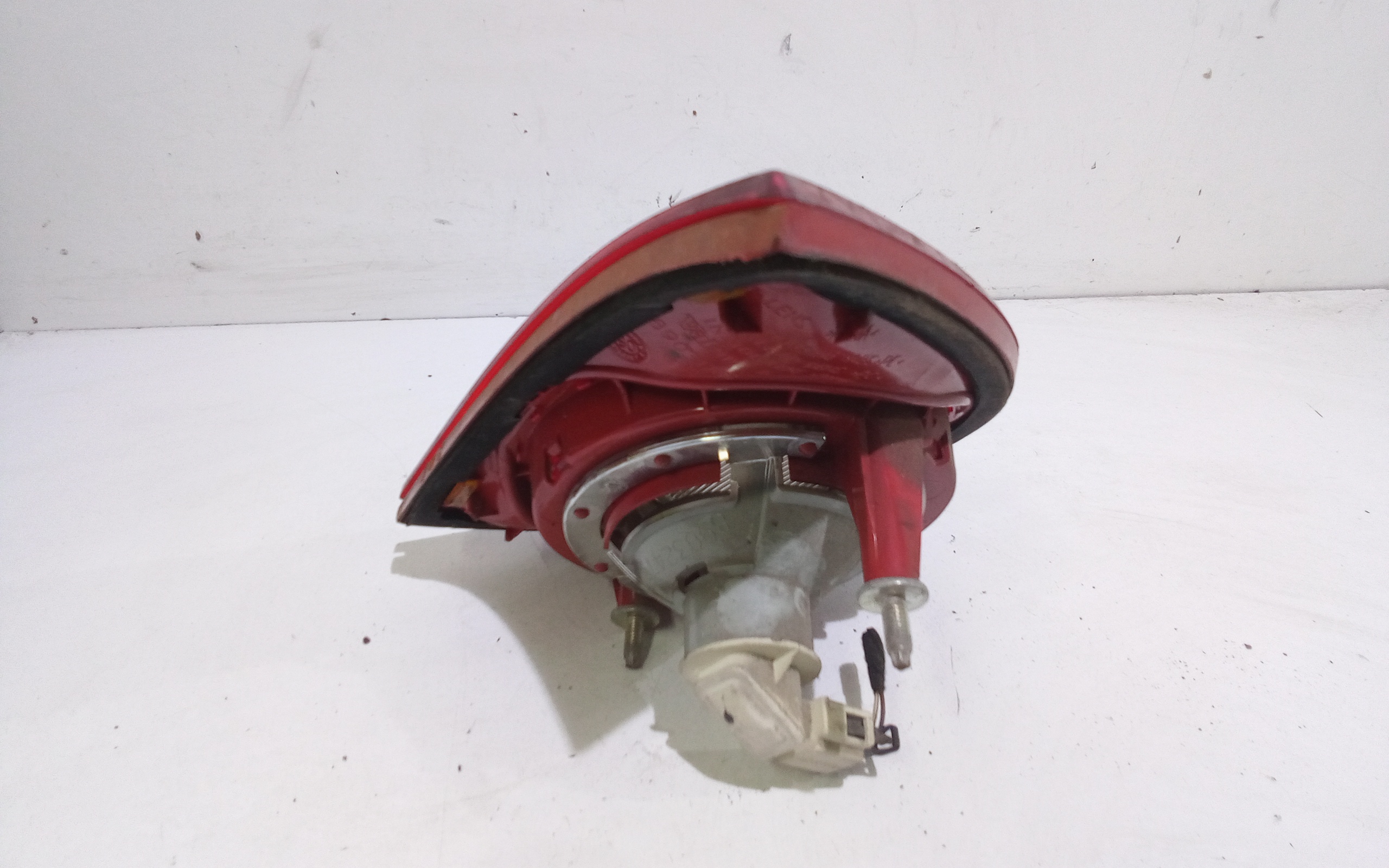 Stop Posteriore Destro Integrato nel Portello per Volkswagen Golf 5 Berlina (03>08) (2003 - 2008)