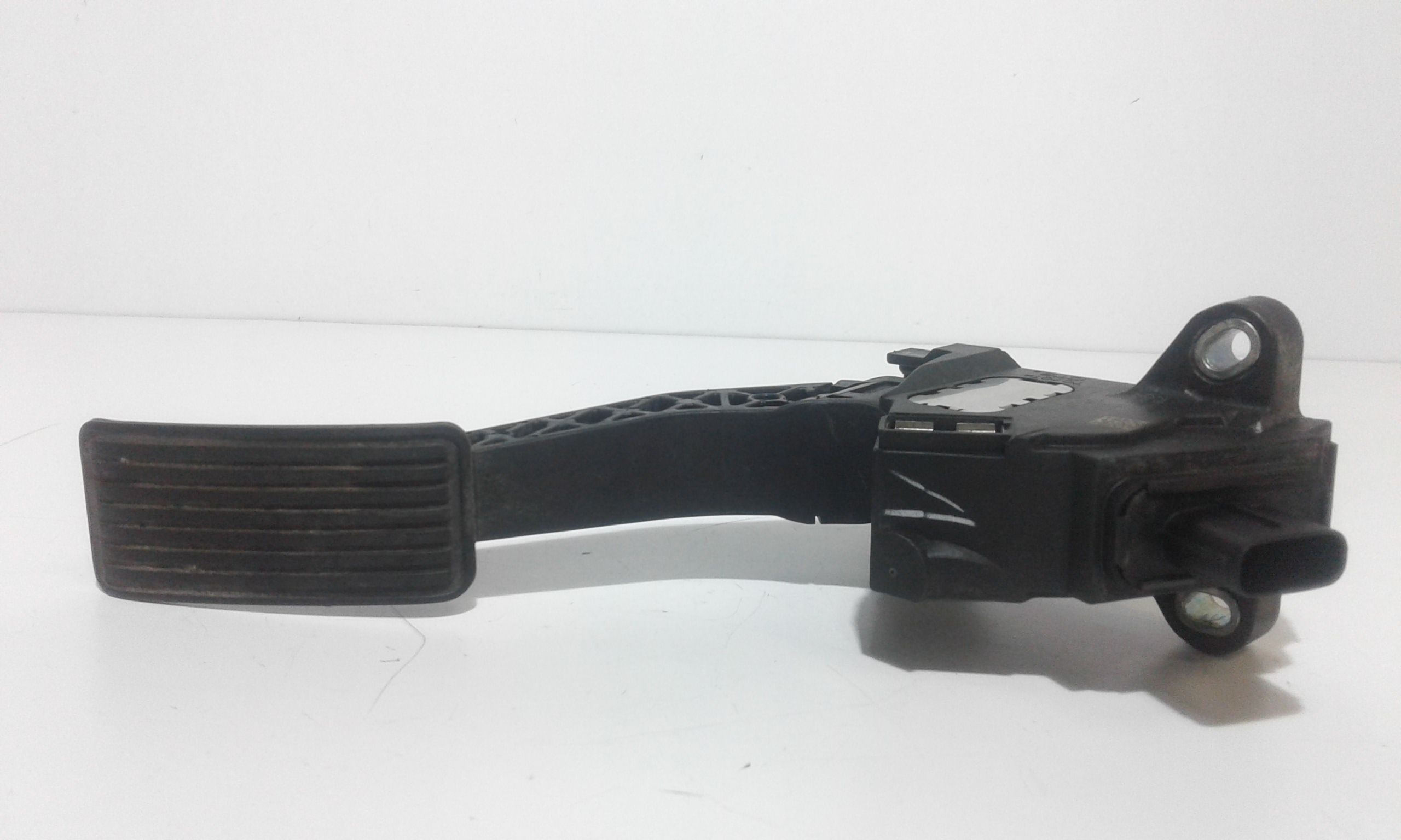 Pedale acceleratore PEUGEOT 107 1 Serie