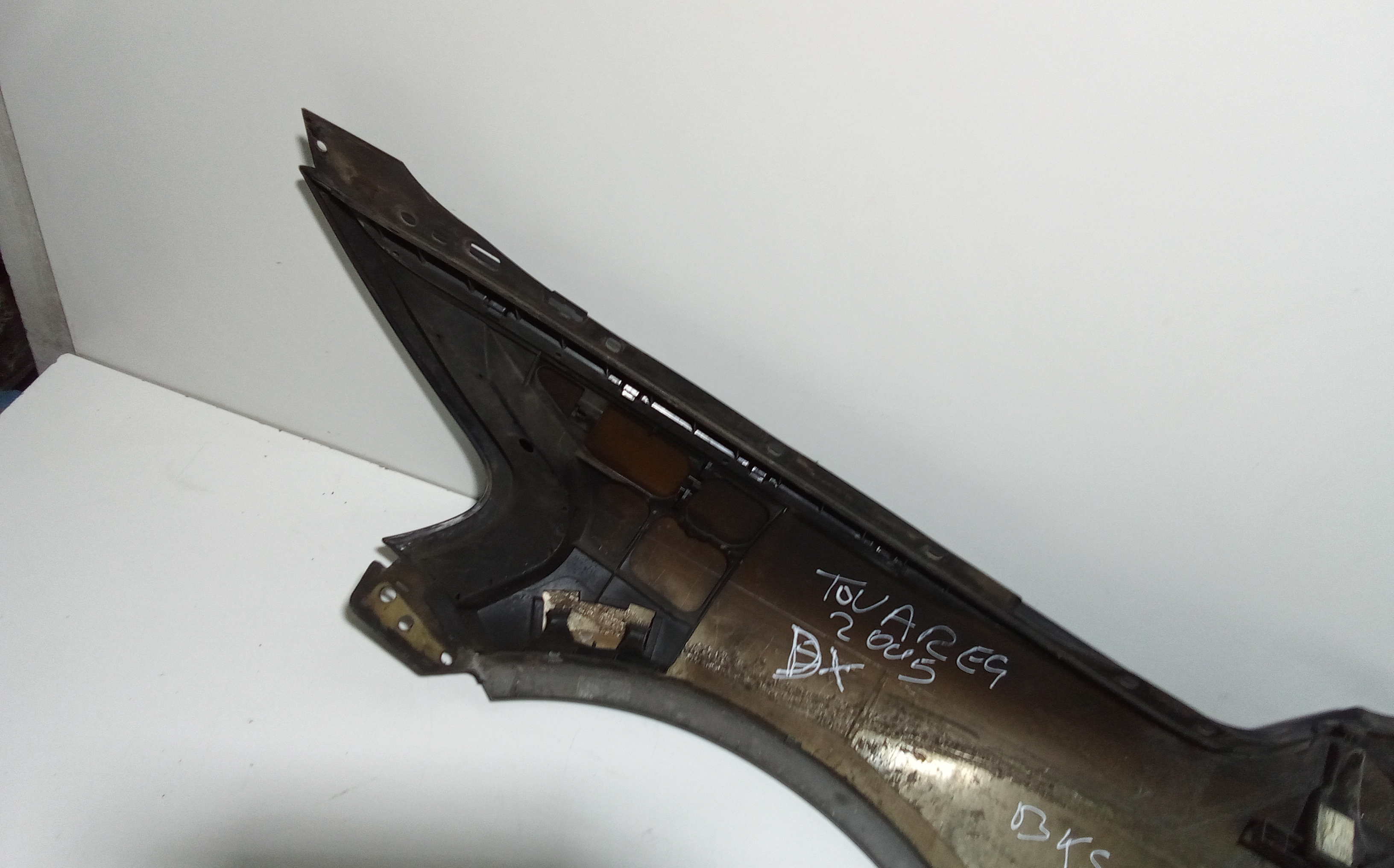 Parafango Anteriore Destro per Volkswagen Touareg 1 Serie (2002 - 2006)