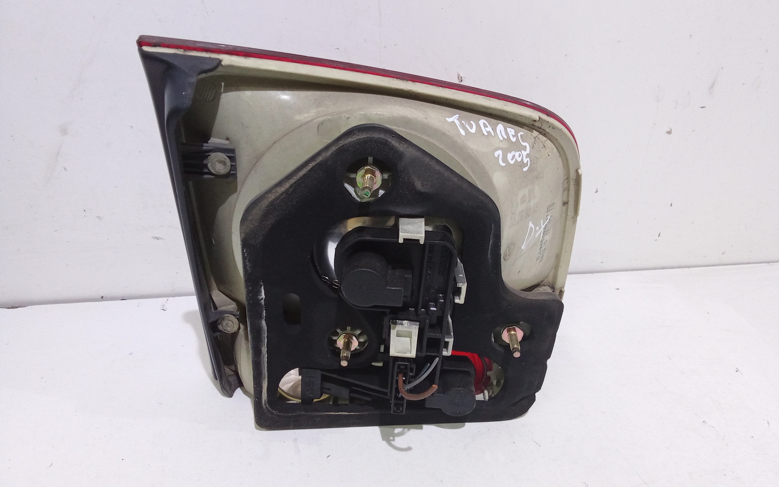 Stop Posteriore Destro Integrato nel Portello per Volkswagen Touareg 1 Serie (2002 - 2006)