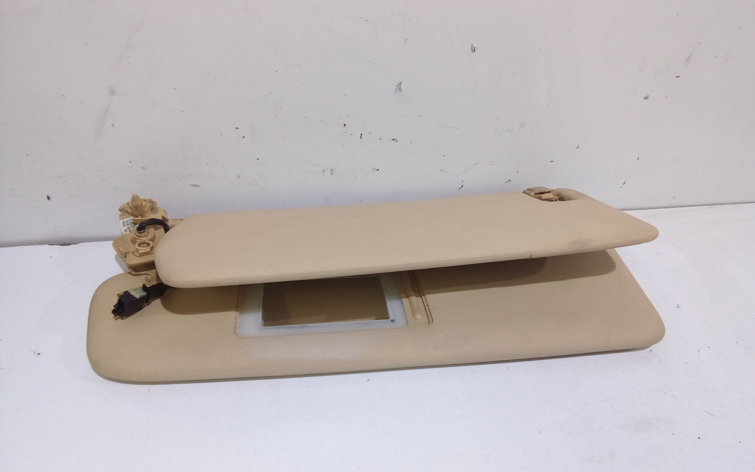 Parasole aletta anteriore Lato Guida per Volkswagen Touareg 1 Serie (2002 - 2006)