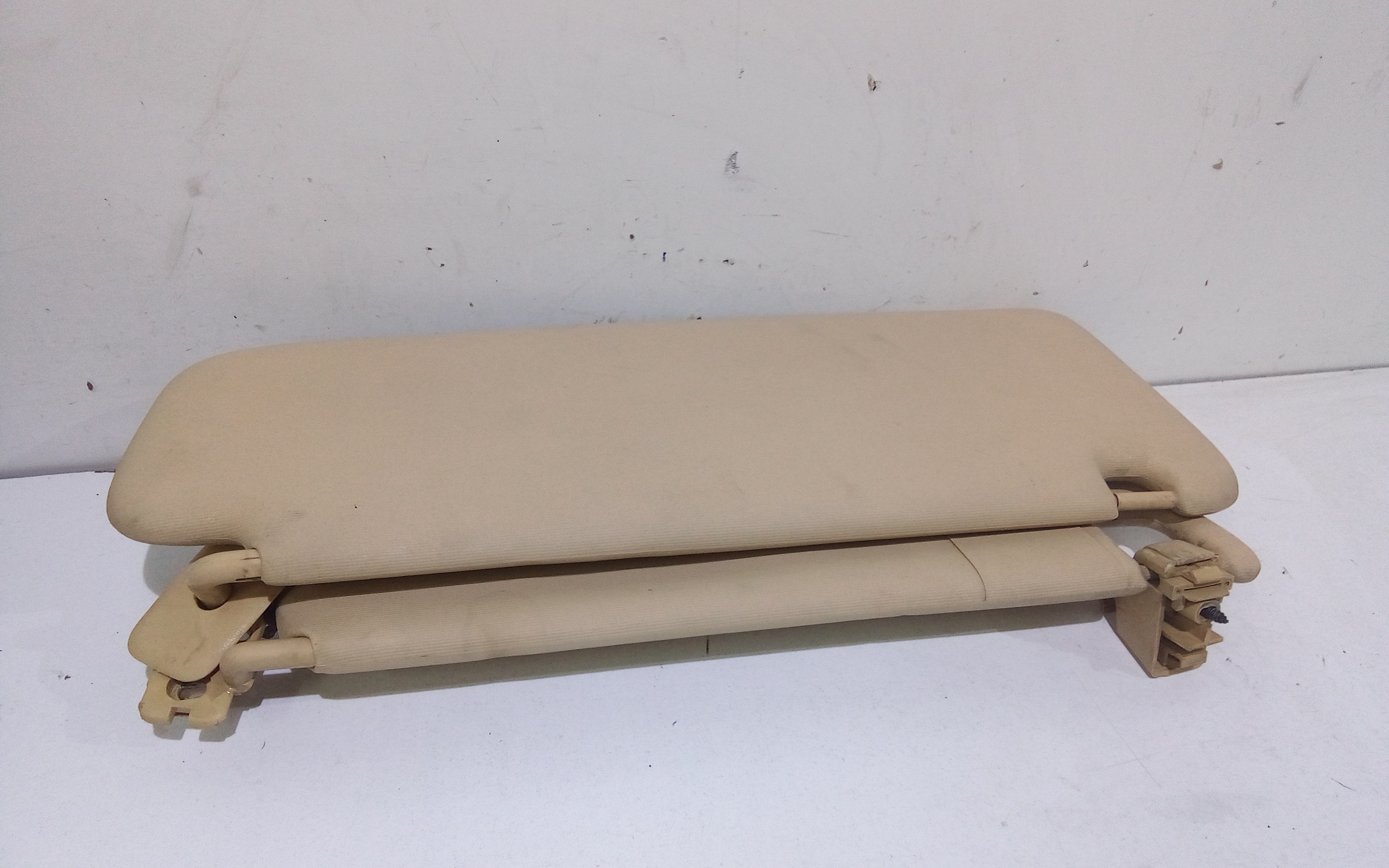 Parasole aletta anteriore Lato Guida per Volkswagen Touareg 1 Serie (2002 - 2006)