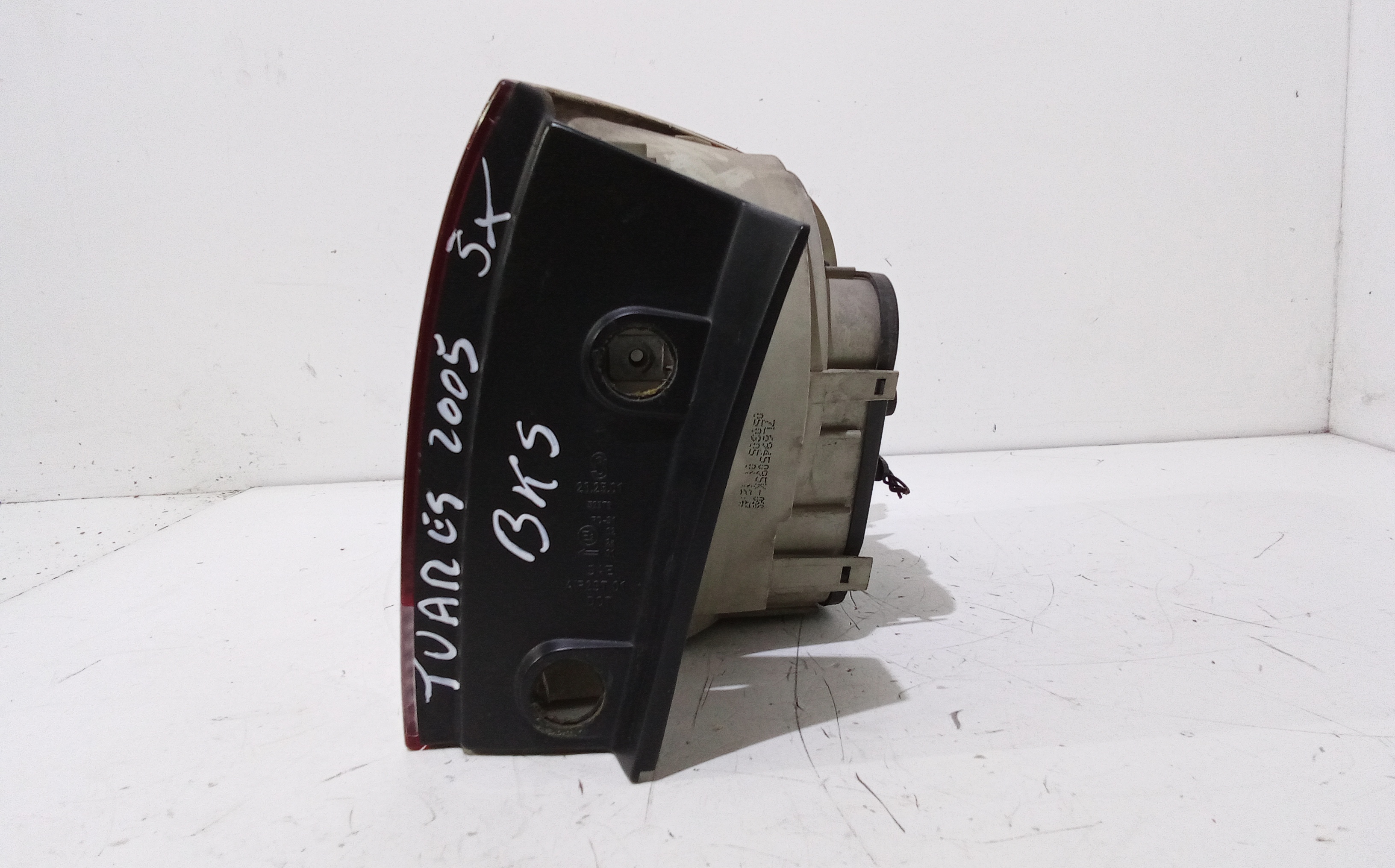 Stop fanale Posteriore sinistro lato Guida per Volkswagen Touareg 1 Serie (2002 - 2006)