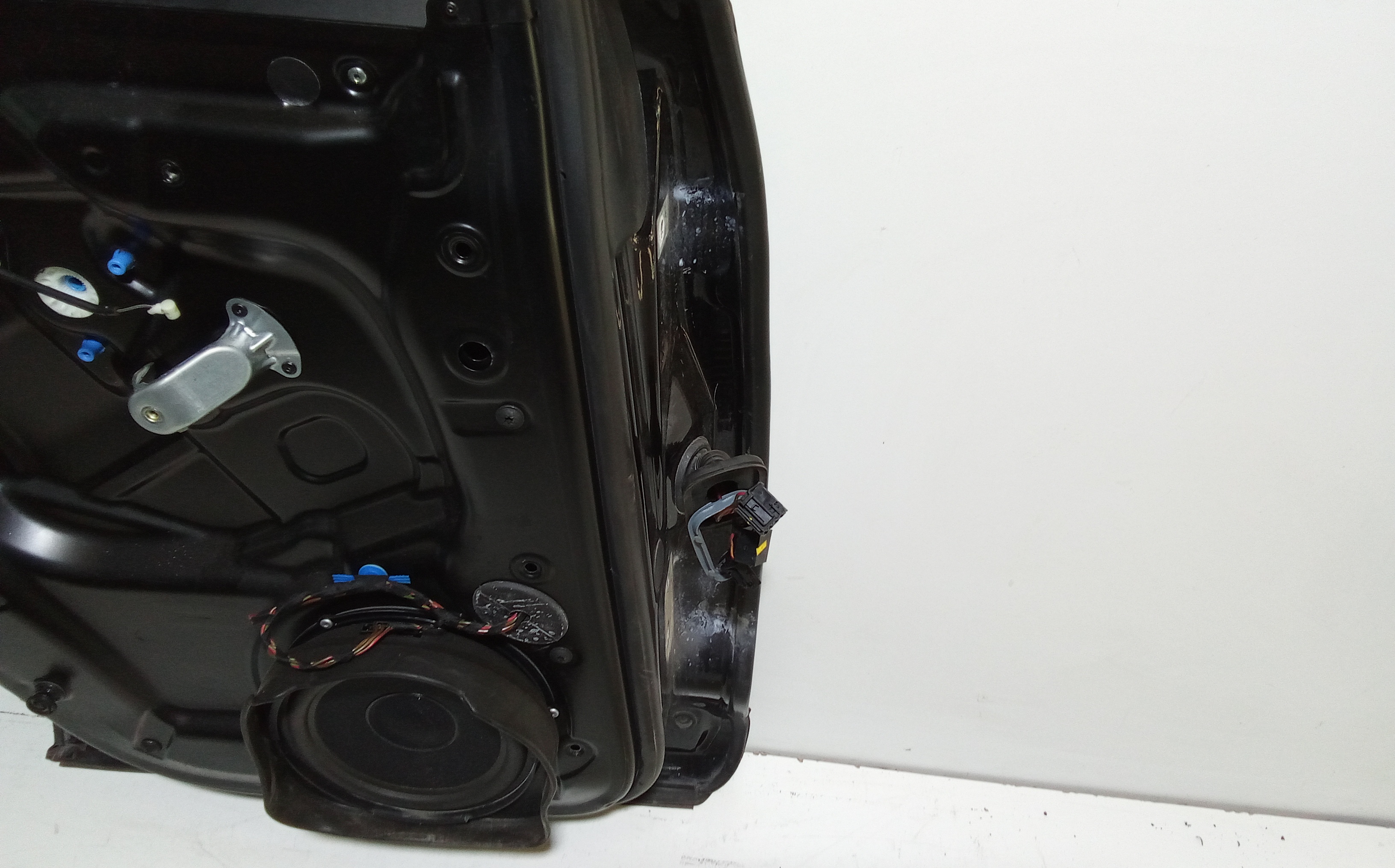 Portiera Posteriore Sinistra per Volkswagen Touareg 1 Serie (2002 - 2006)