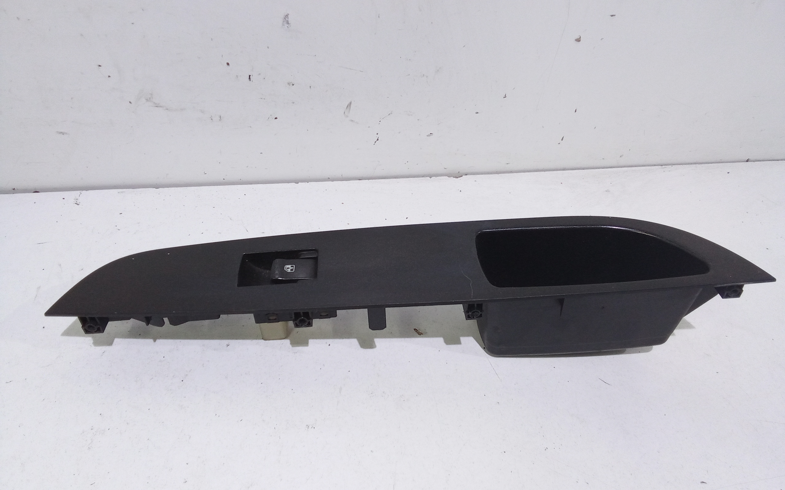 Pulsantiera Posteriore Sinistra per Ssangyong Rexton 2 Serie (2006 - In produzione)