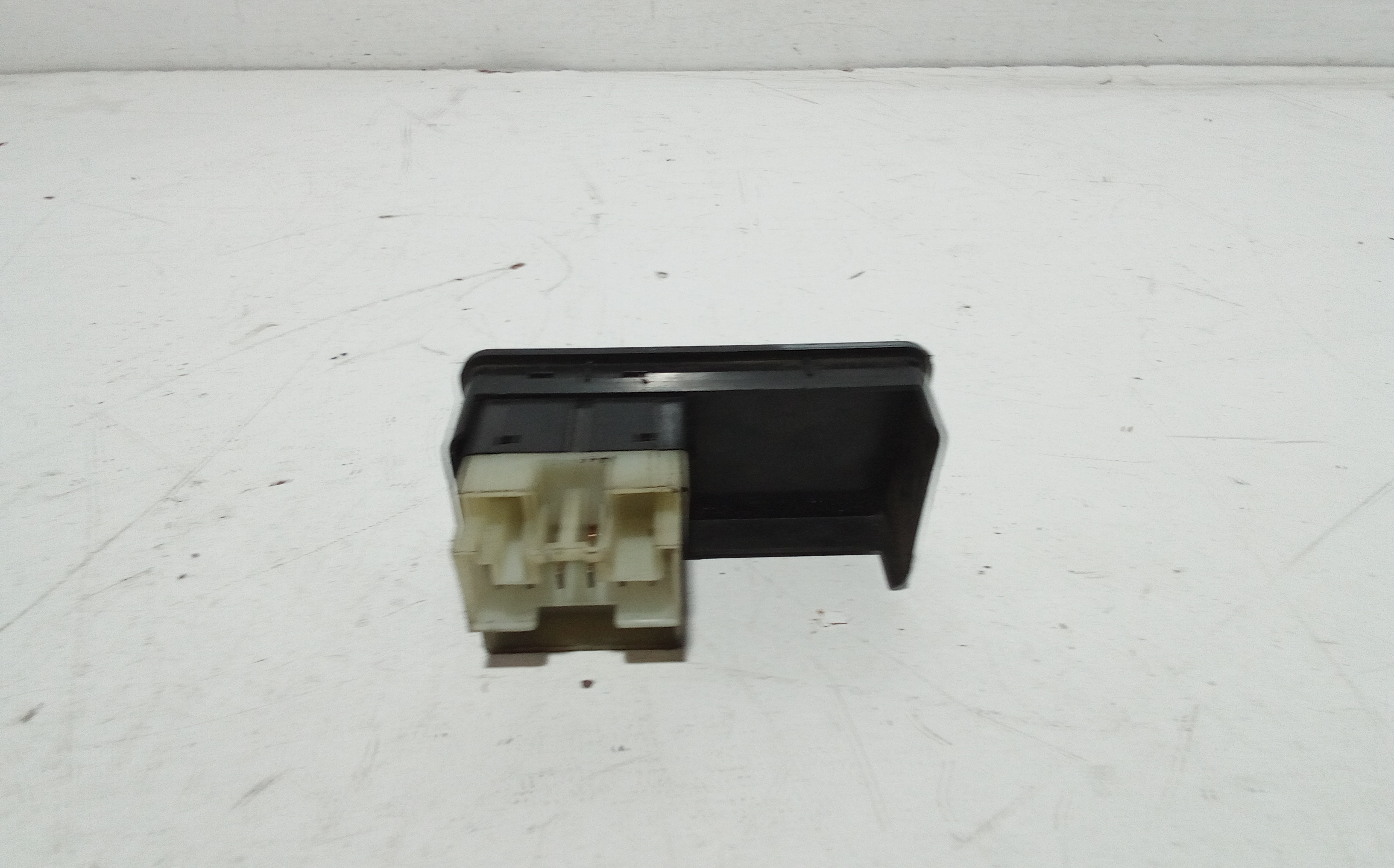 Pulsantiera anteriore sinistra Guida per Lancia Y10 Serie (85>95) (1985 - 1995)