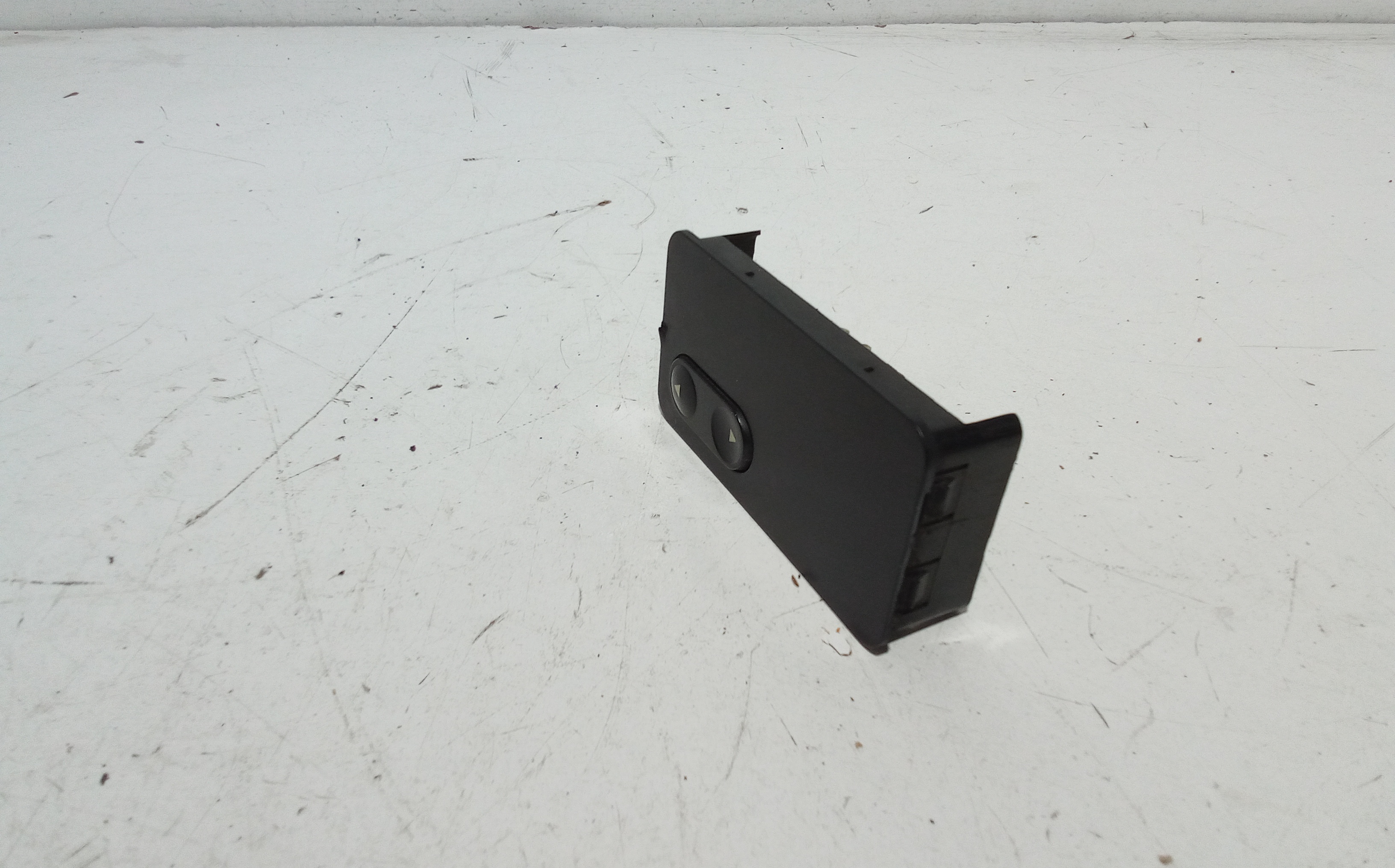 Pulsantiera Anteriore Destra Passeggero per Lancia Y10 Serie (85>95) (1985 - 1995)