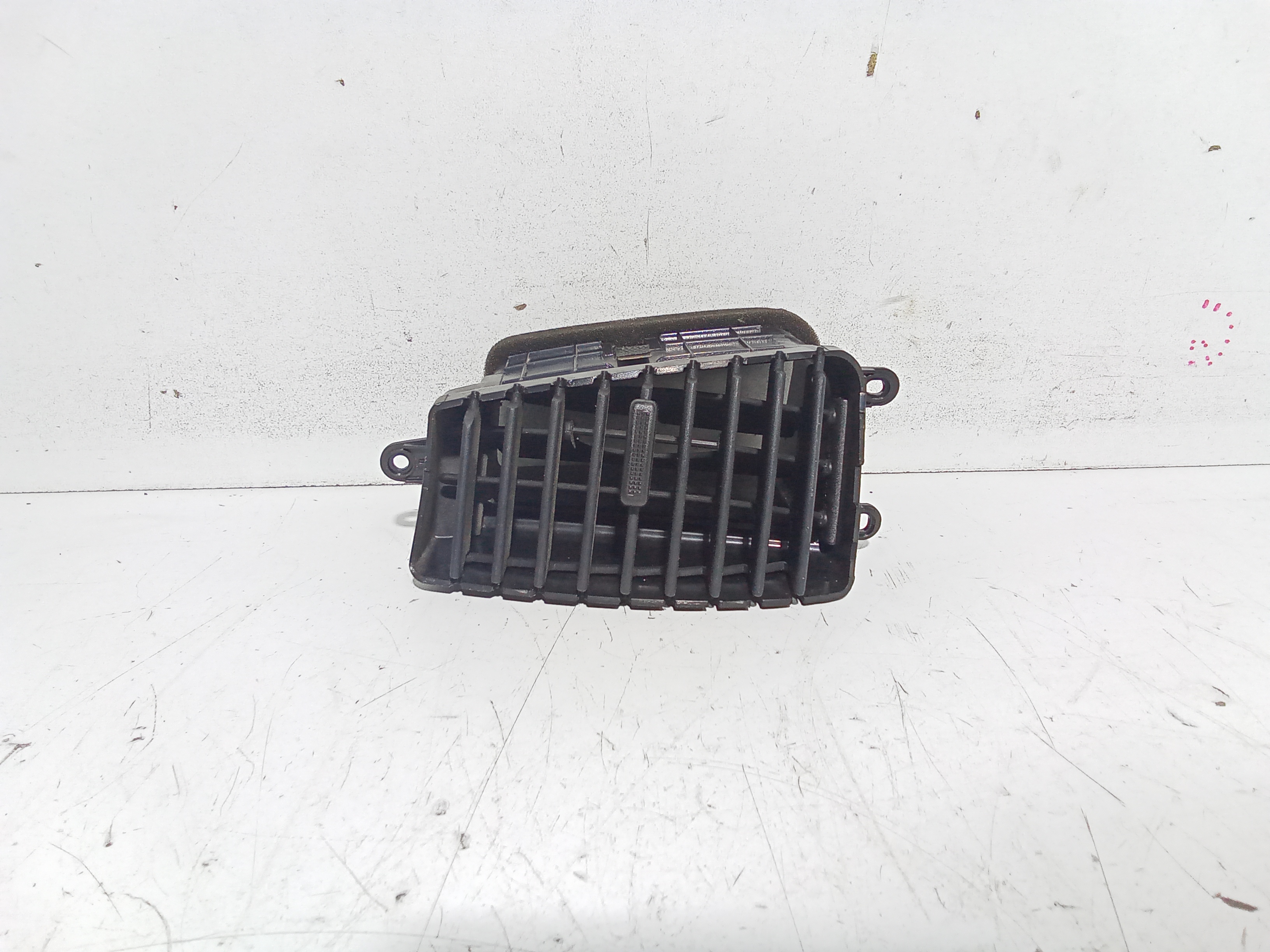 Bocchetta aria cruscotto lato guida per Kia Sorento 2 Serie (2006 - 2009)