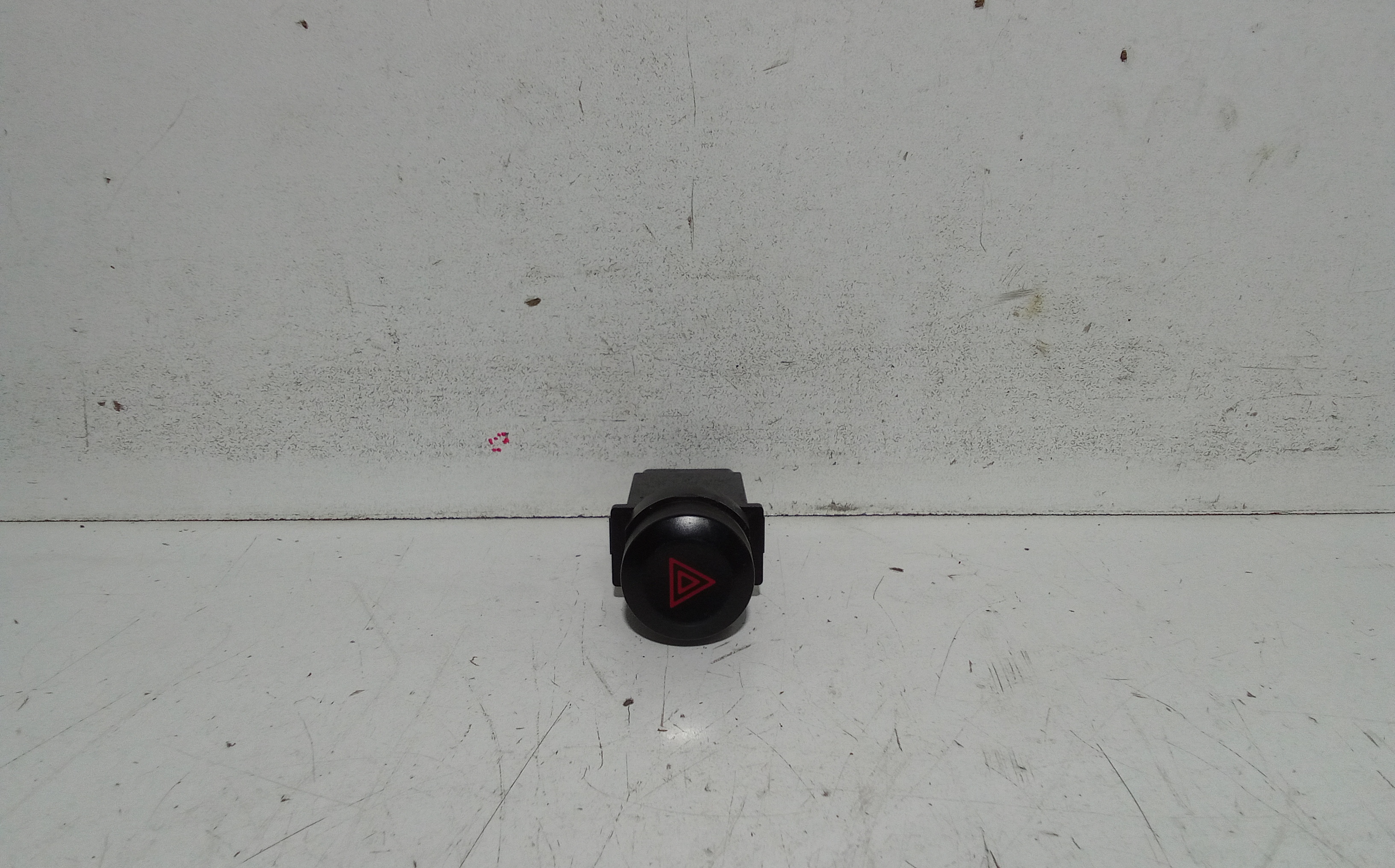 Pulsante luci di emergenza per Kia Sorento 1 Serie (2002 - 2006)