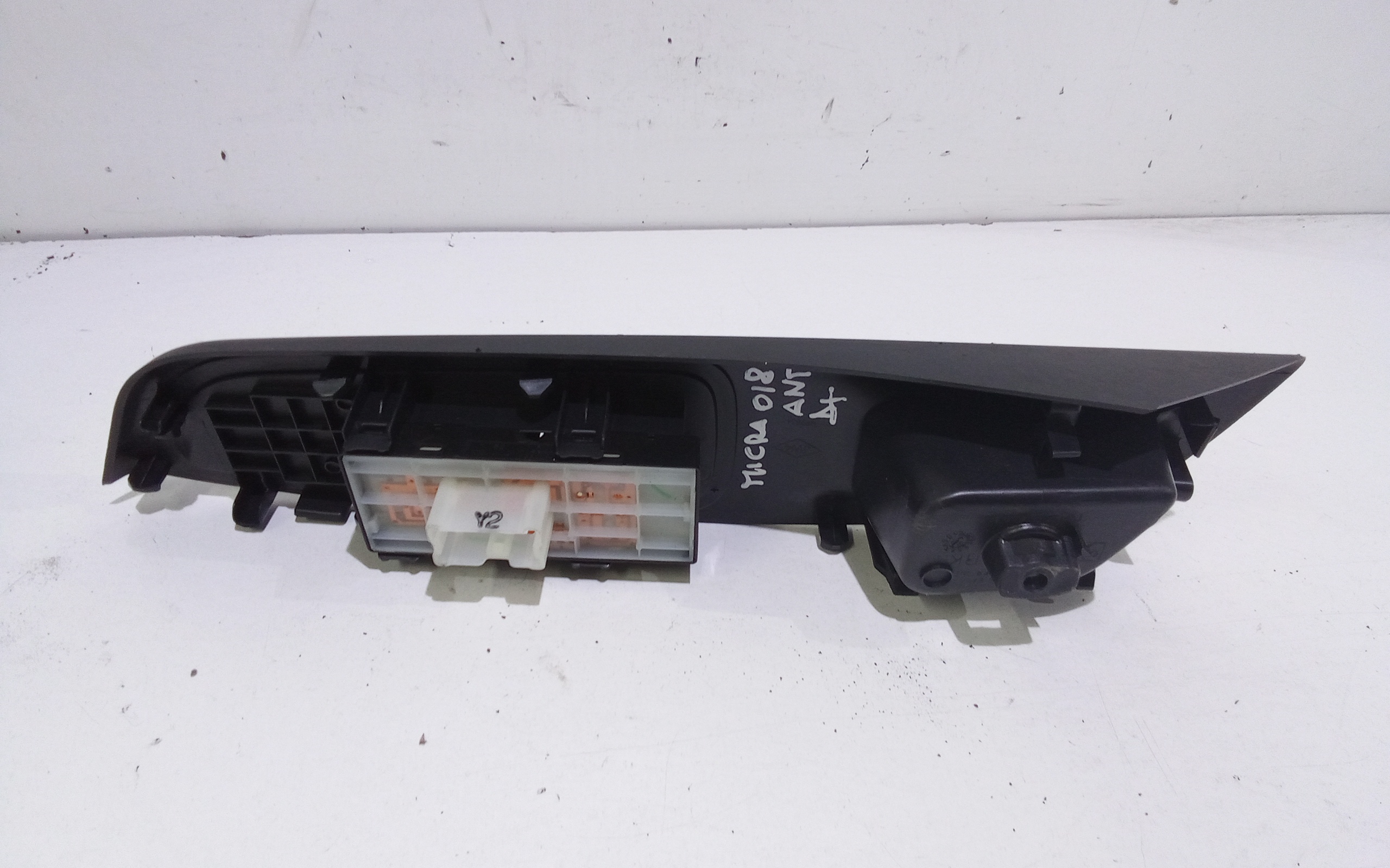 Pulsantiera Anteriore Destra Passeggero per Nissan Micra Serie (2017 - >)