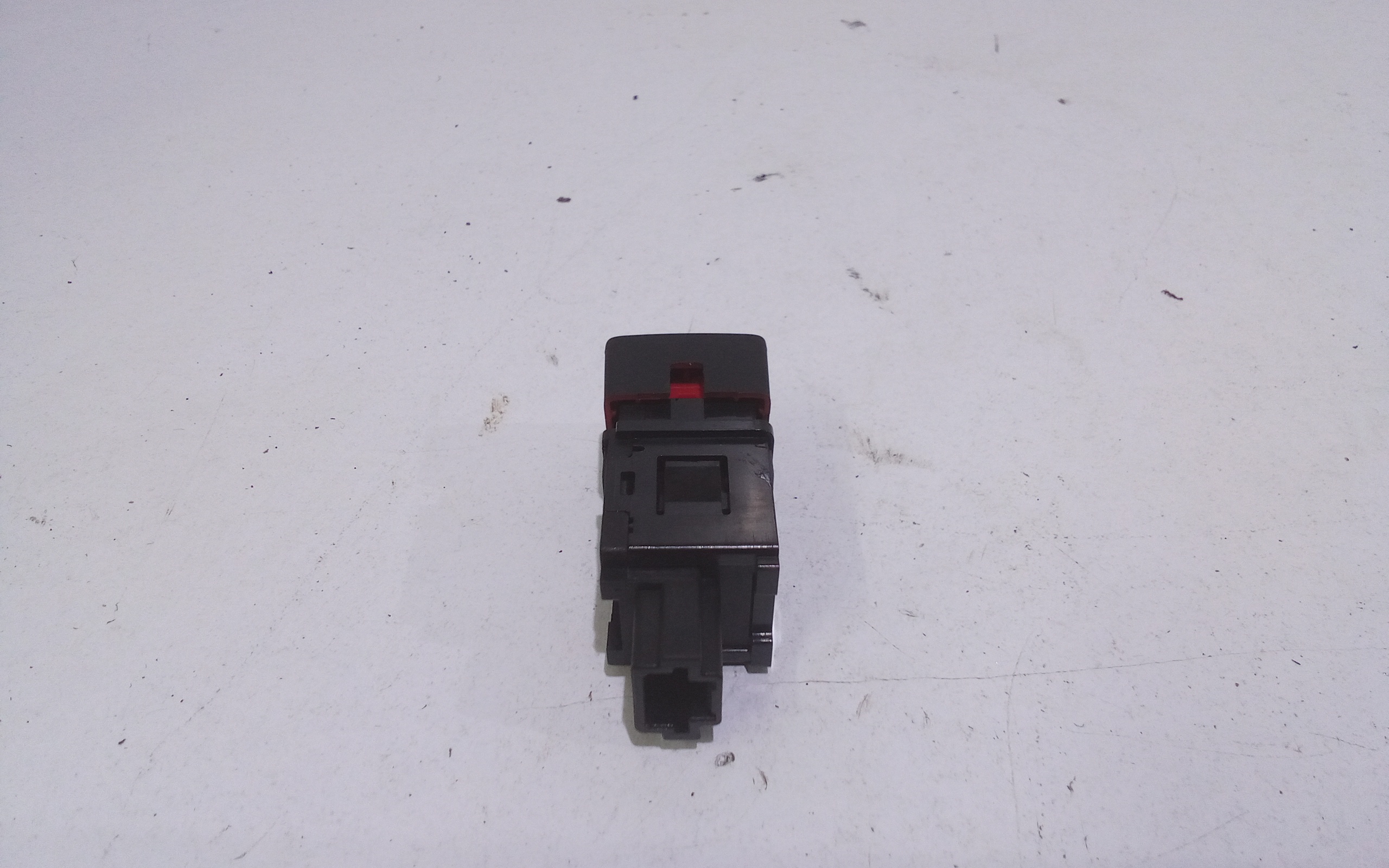 Pulsante luci di emergenza per Nissan Micra Serie (k14) (17>) (2017 - In produzione)