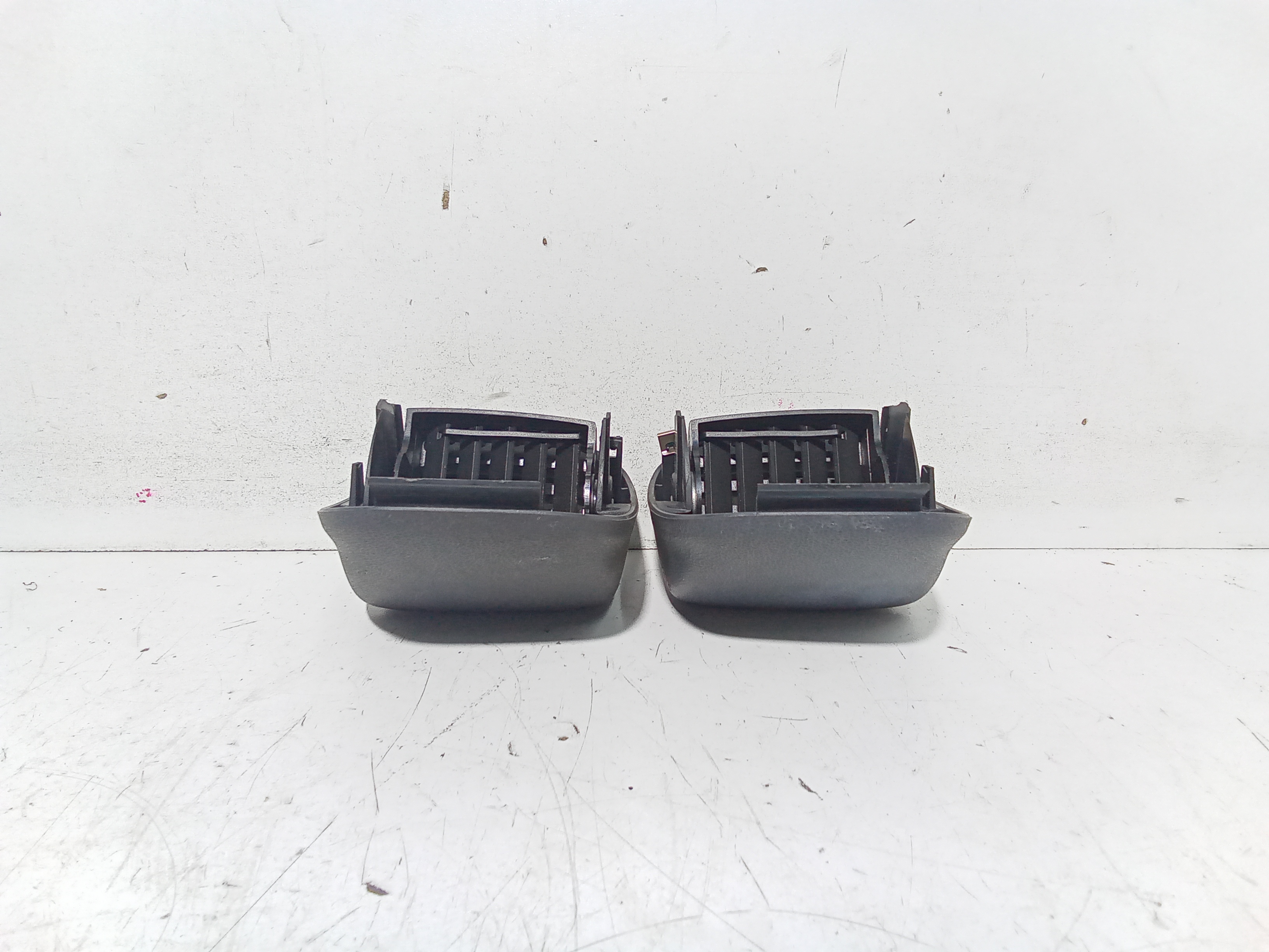 Bocchette aria cruscotto DX e SX per Smart Fortwo Coup 3 Serie (w 451) (2007 - 2015)