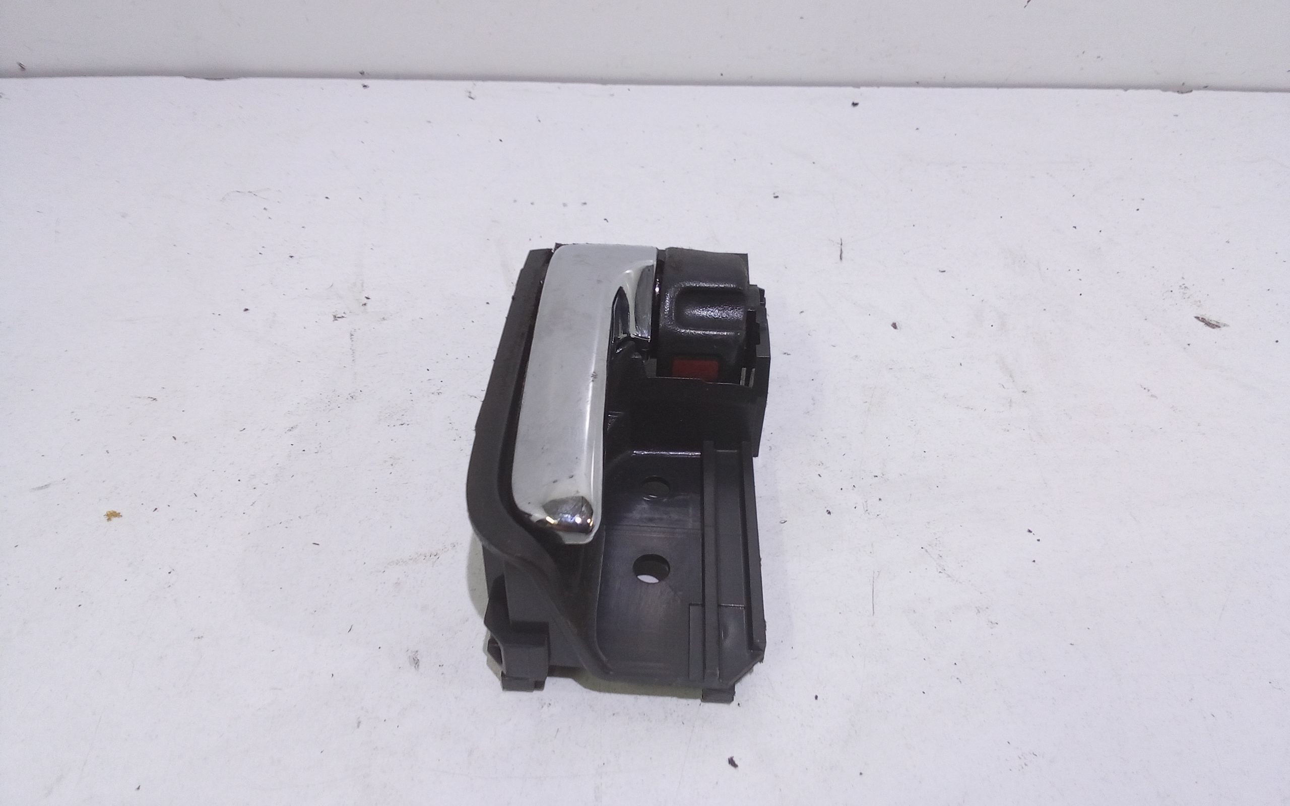 Maniglia interna Posteriore Sinistra per Toyota Corolla Berlina 4 Serie (2005 - In produzione)