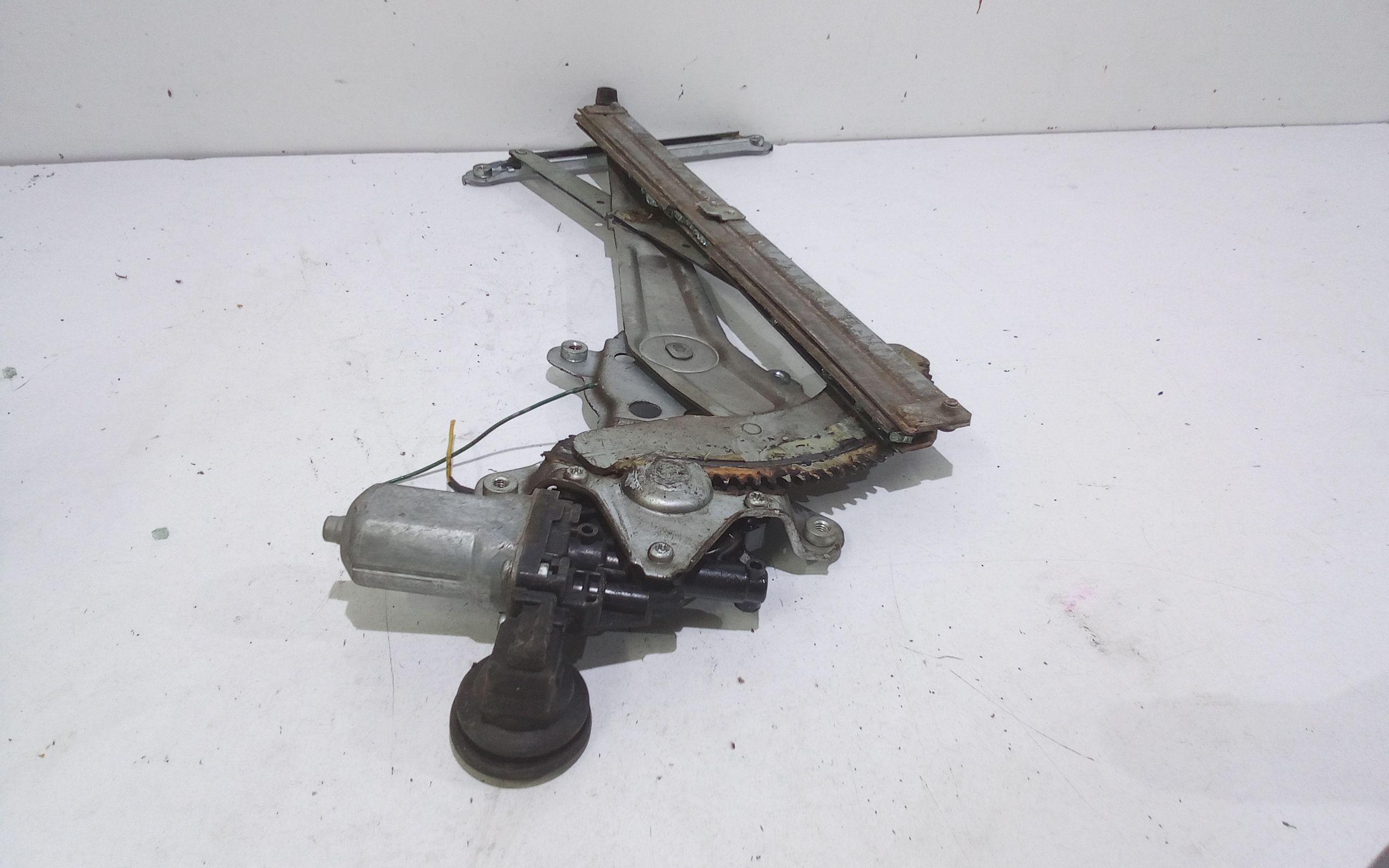 Cremagliera anteriore sinistra Guida per Toyota Corolla Berlina 4 Serie (2005 - In produzione)