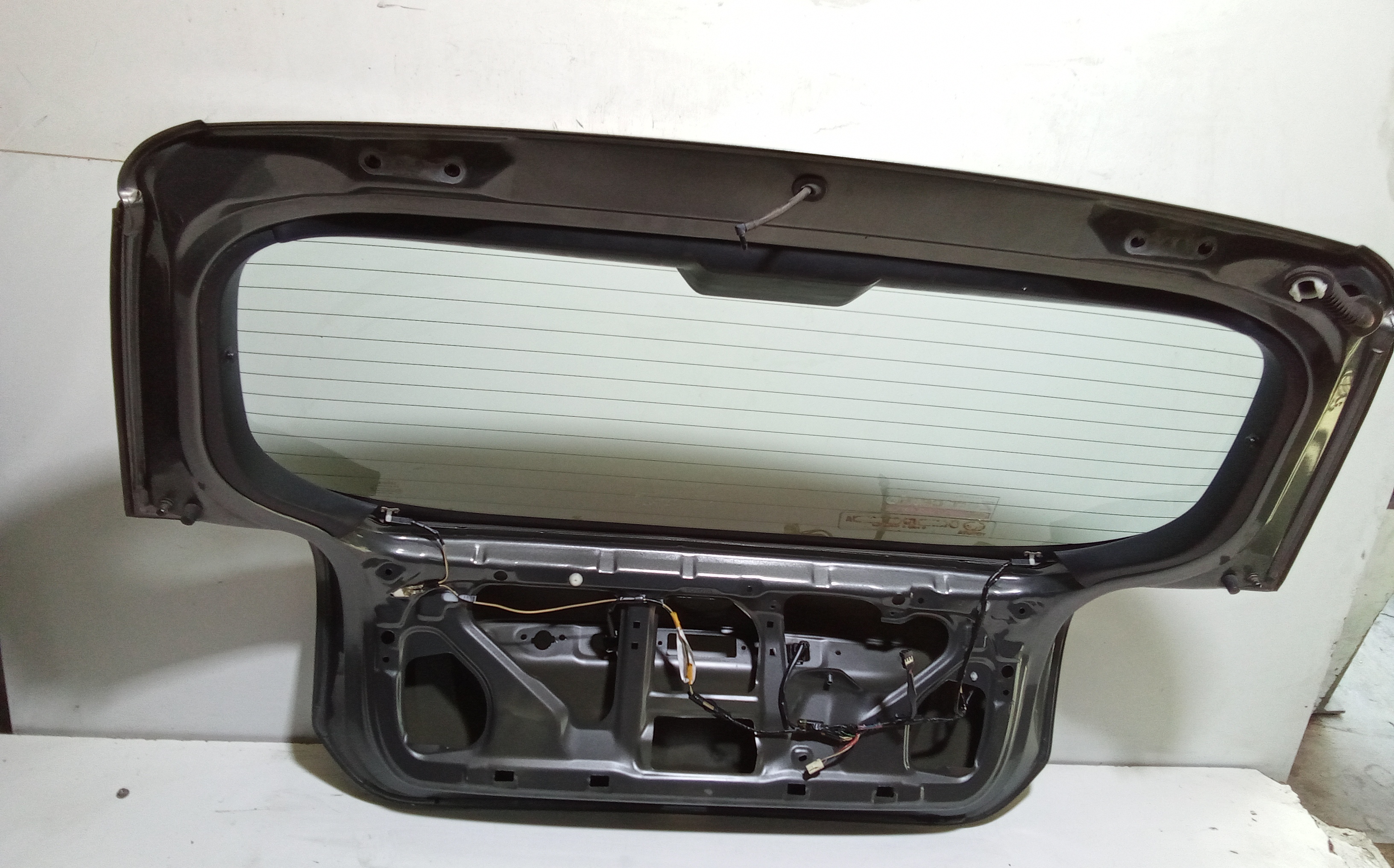 Portellone Posteriore Completo per Toyota Corolla Berlina 4 Serie (2005 - In produzione)