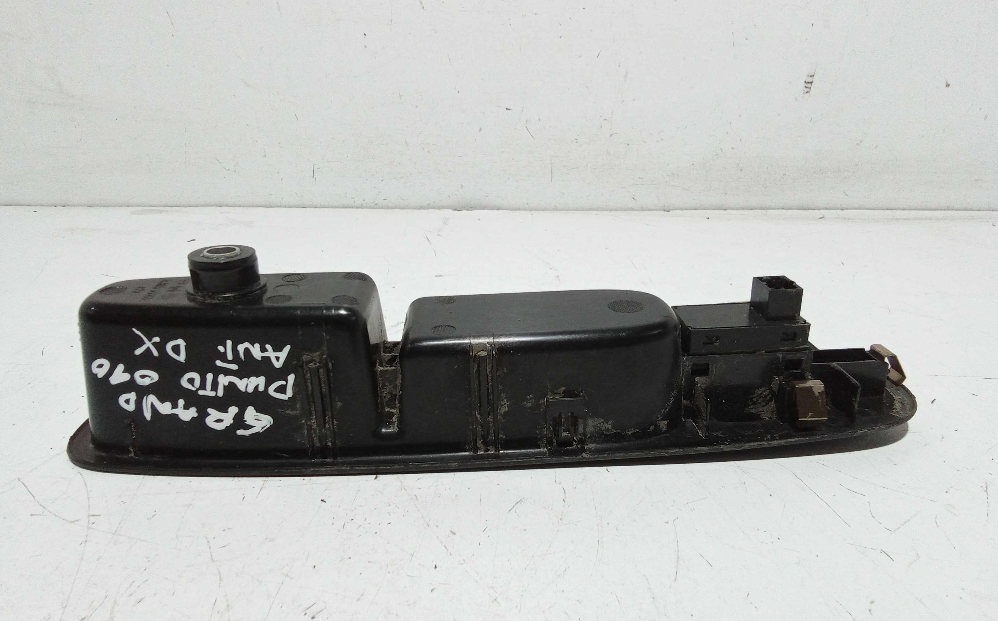 Pulsantiera Anteriore Destra Passeggero per Fiat Punto Evo (2009 - 2012)