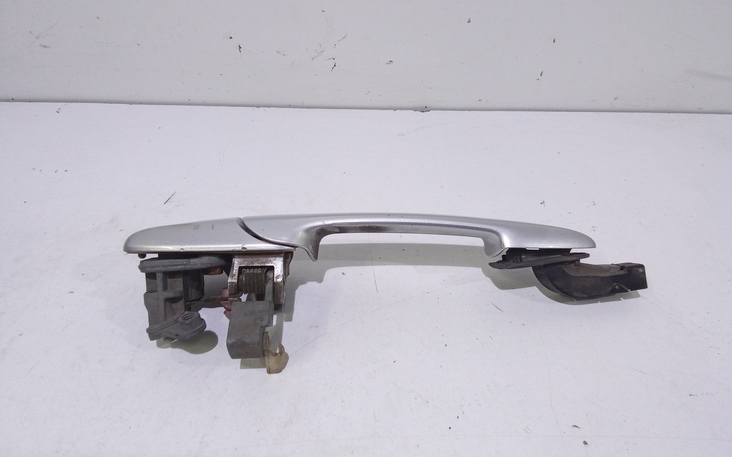 Maniglia esterna Anteriore Sinistra per Mazda 5 Berlina (2005 - In produzione)