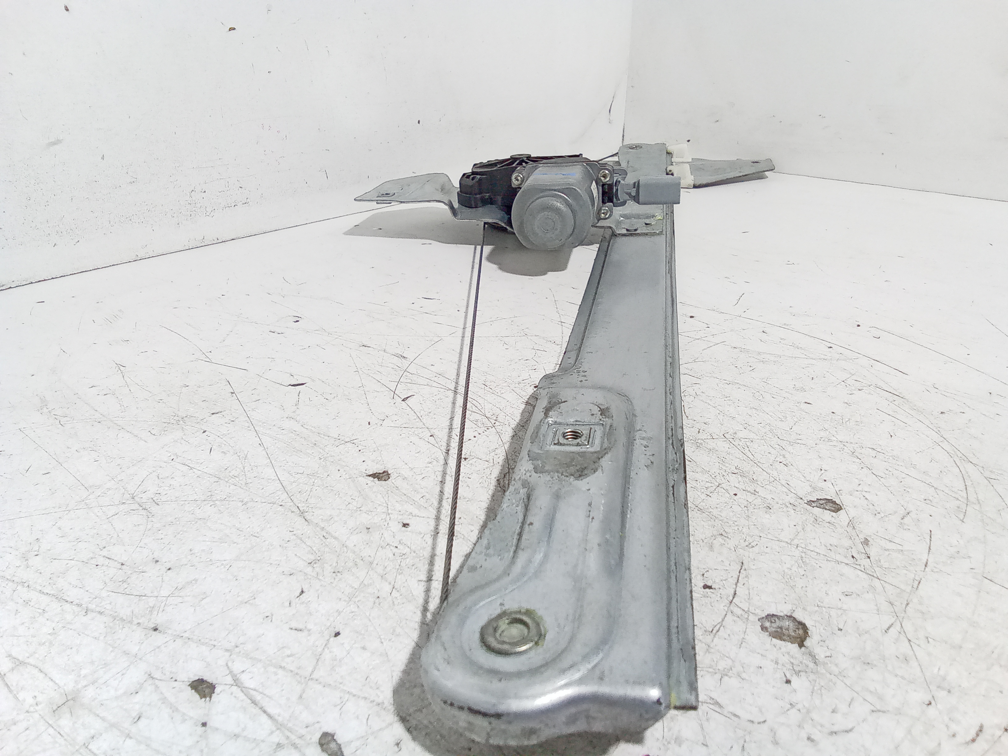 Motorino Alzavetro anteriore destra per Peugeot Partner 3 Serie (2008 - In produzione)