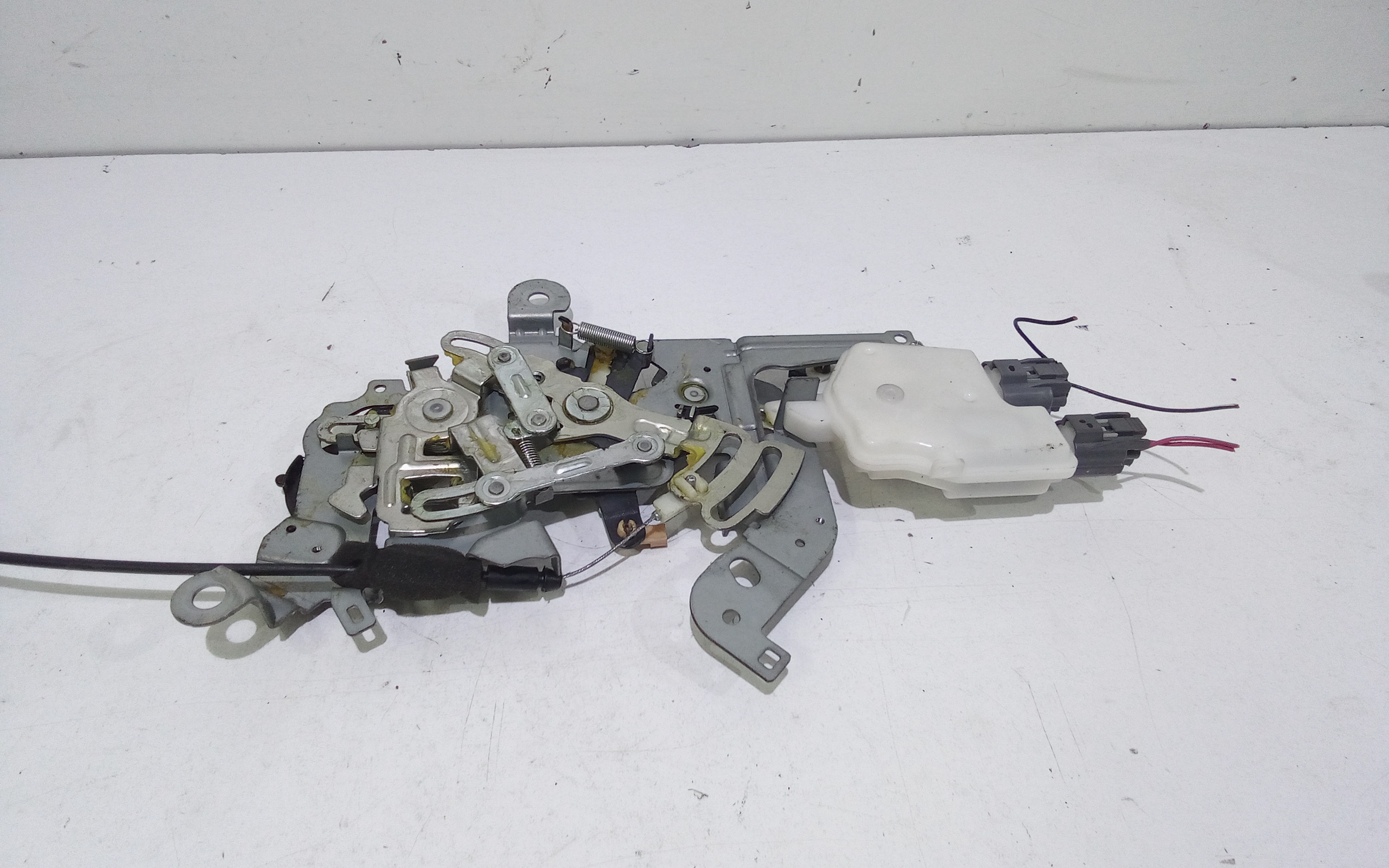 Serratura Posteriore Sinistra per Mazda 5 Berlina (2005 - In produzione)