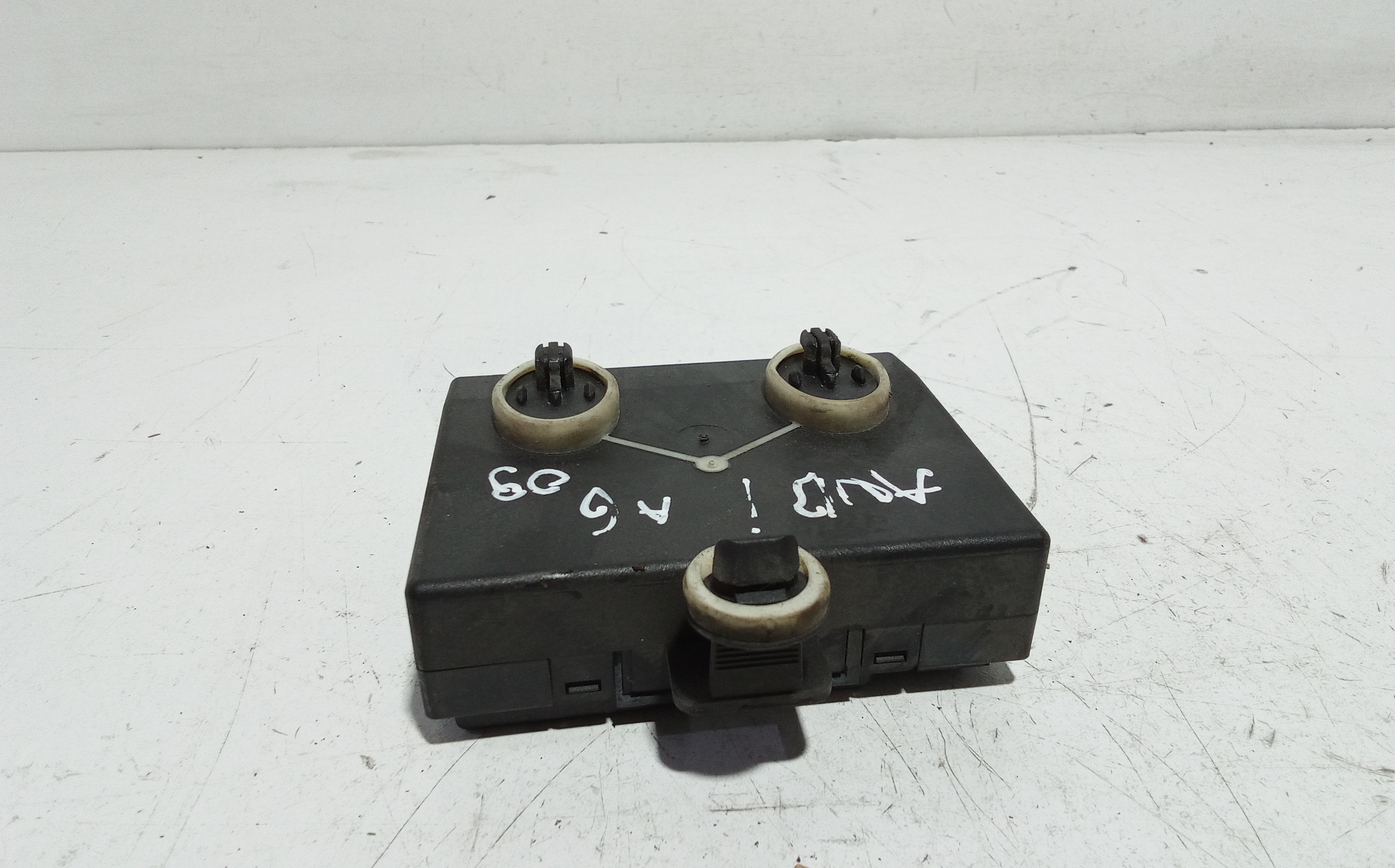 Centralina porta DX passeggero per Audi A6 Avant Serie C6 (4f5) (04>12) (2004 - 2012)