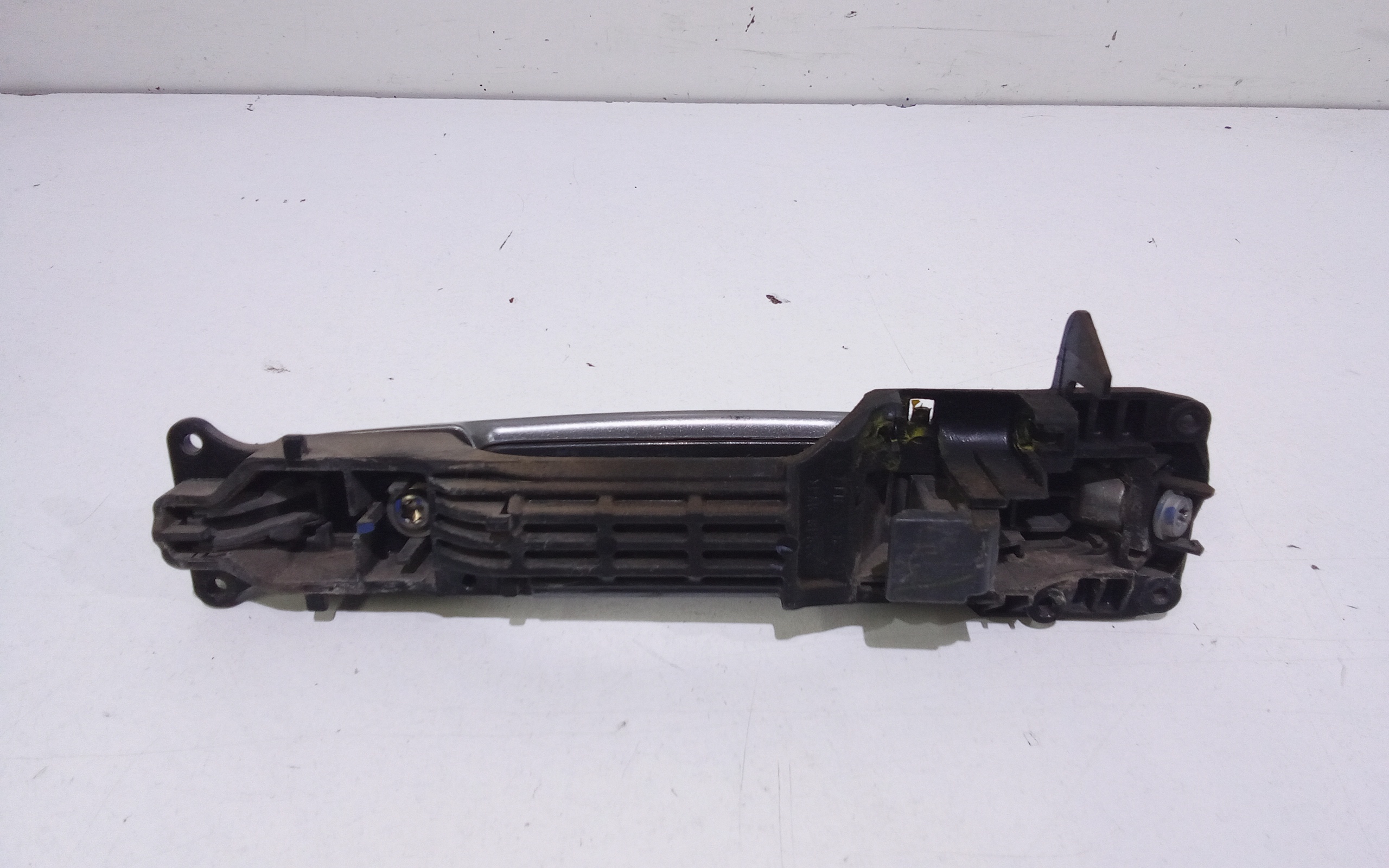 Maniglia esterna Anteriore Destra per Suzuki Splash 1 Serie (2008 - In produzione)