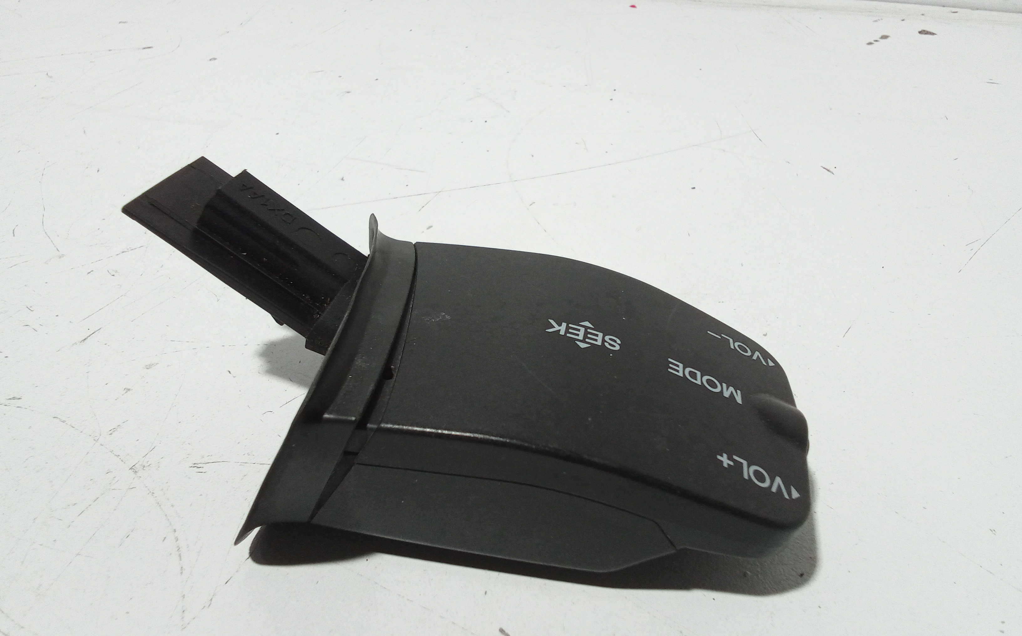 Comandi al volante multifunzione per Ford C - Max Serie (03>07) (2003 - 2007)