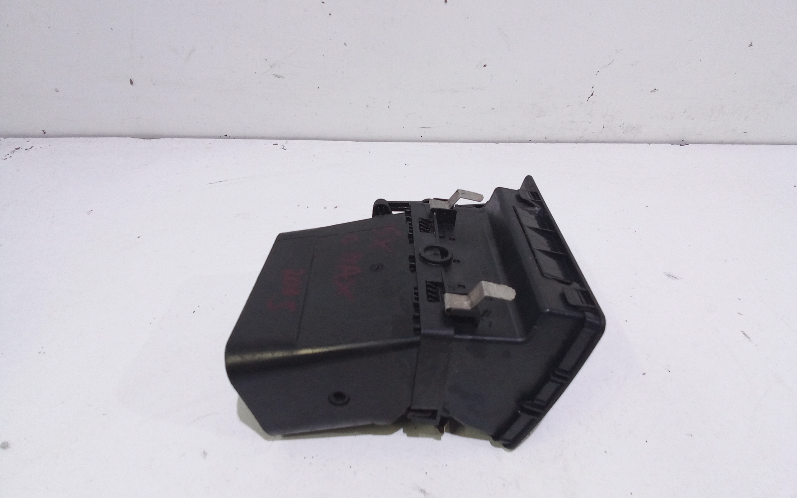 Bocchetta aria cruscotto lato guida per Ford C - Max Serie (03>07) (2003 - 2007)