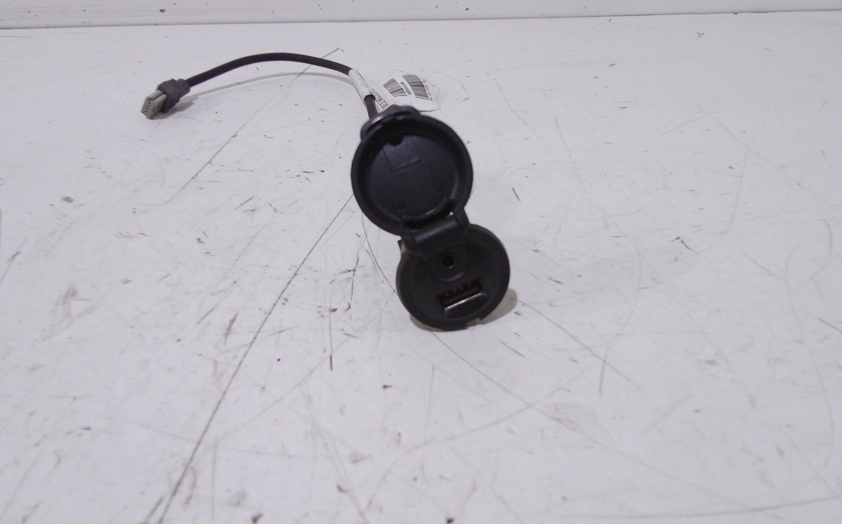 Porta USB per Peugeot Partner Serie (16>) (2016 - In produzione)