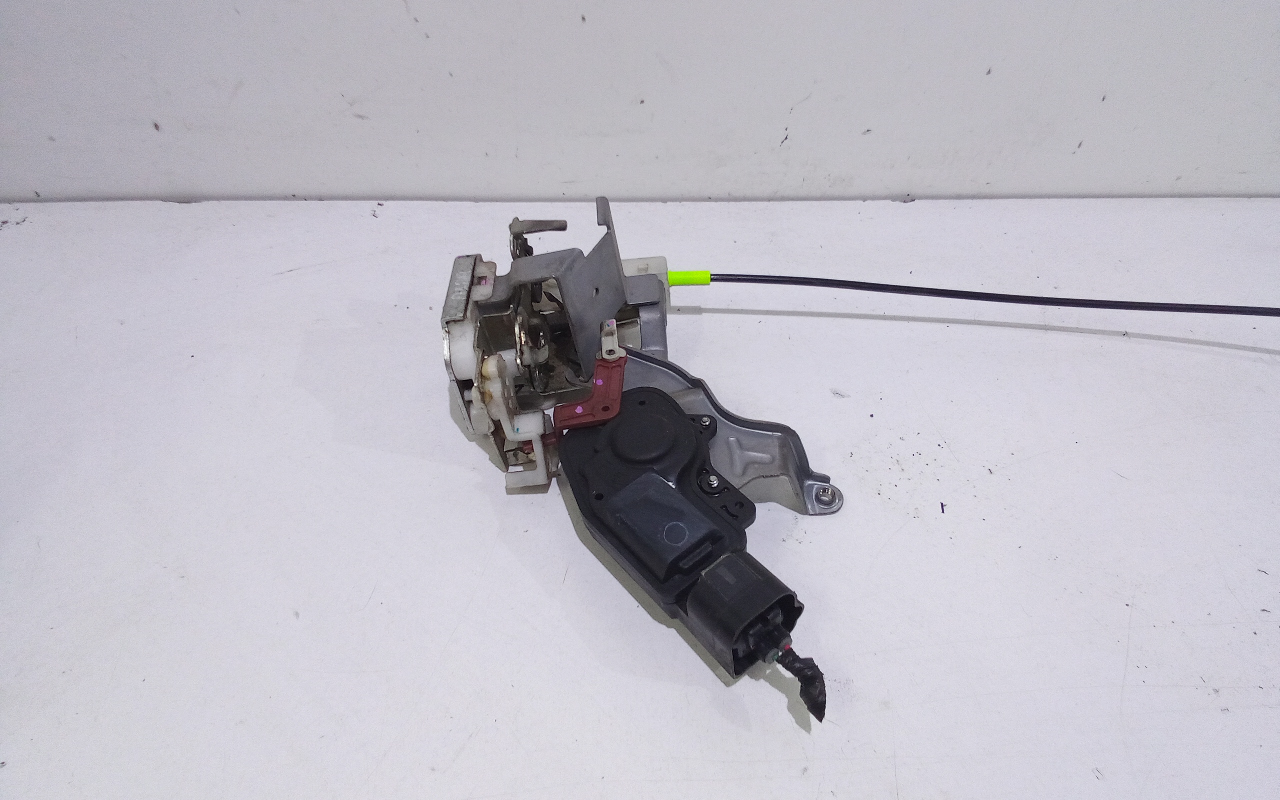 Serratura Posteriore destra per Peugeot 107 1 Serie (2005 - In produzione)